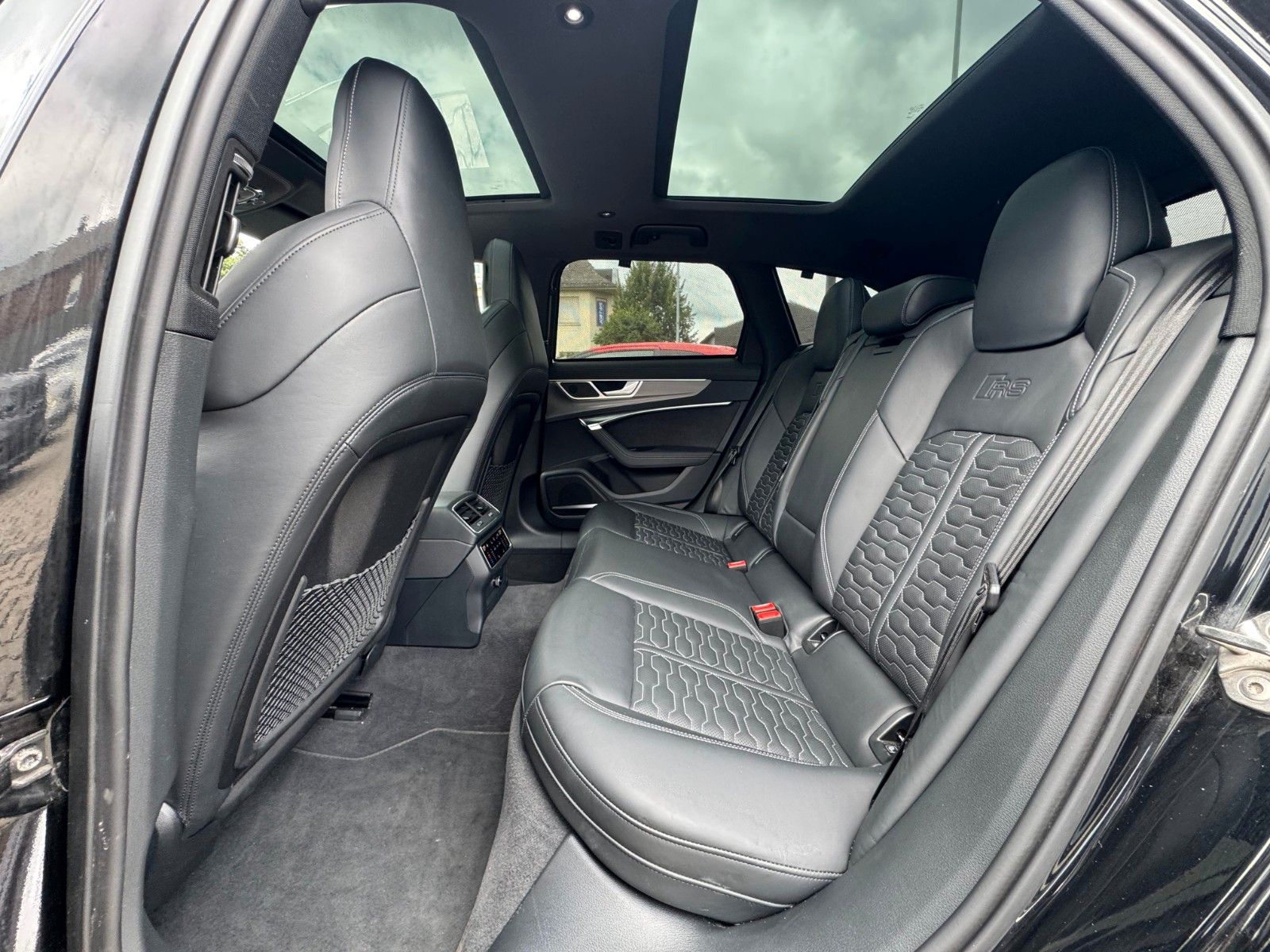 Audi RS6 Avant 4.0 TFSI quattro *PANO B&O HUD MATRIX*