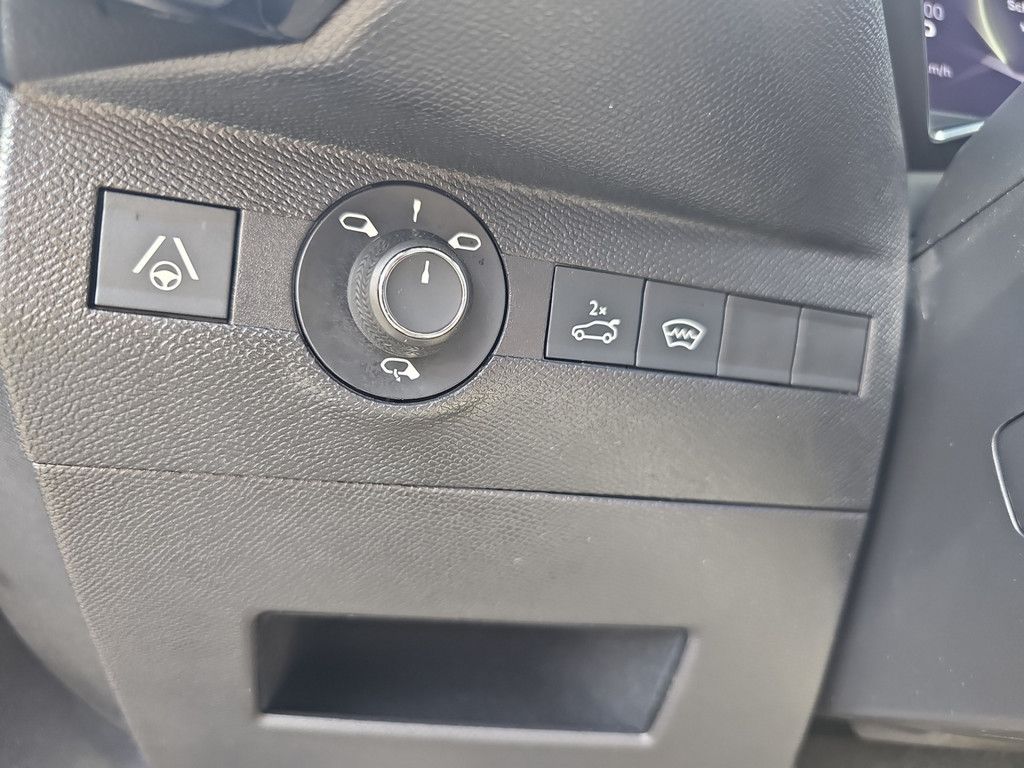 DS Automobiles DS 7 BlueHDI 130 Aut. OPERA LEDER Panoramadach