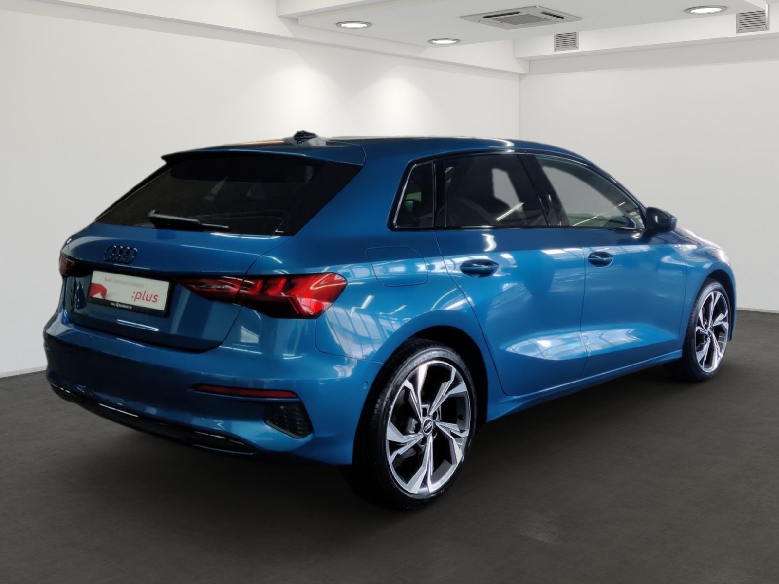 Audi A3 Sportback 35 TFSI advanced - Samsaru's Car Outlet