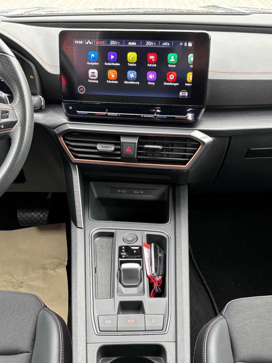 Cupra Formentor 1.5eTSI - Samsaru's Car Outlet