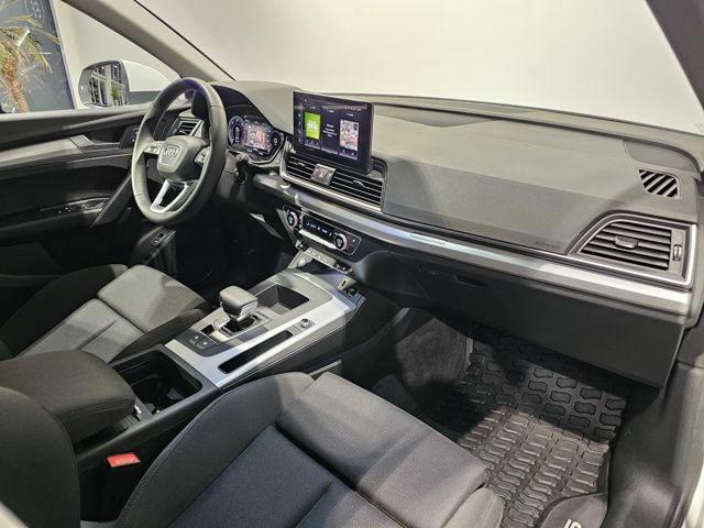 Audi Q5 40 TDI Q. Sport - Samsaru's Car Outlet