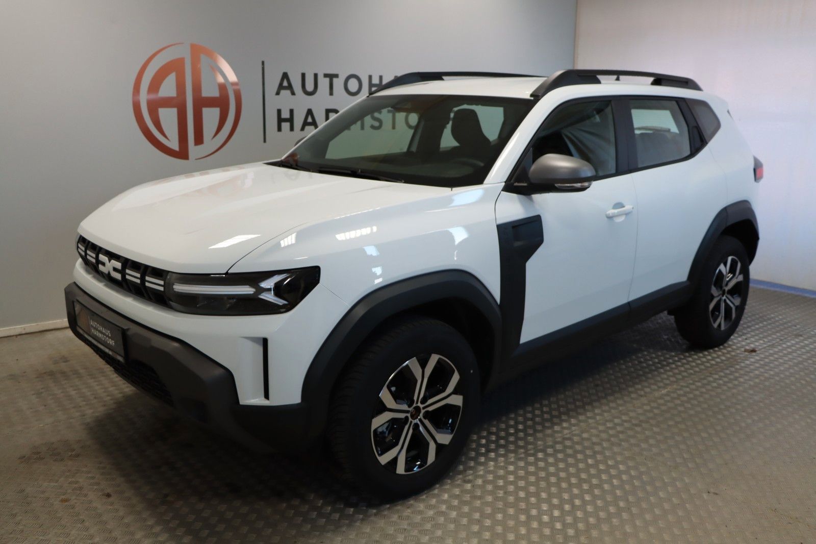 Dacia Duster III TCe 130 Expression 4x4 - Samsaru's Car Outlet