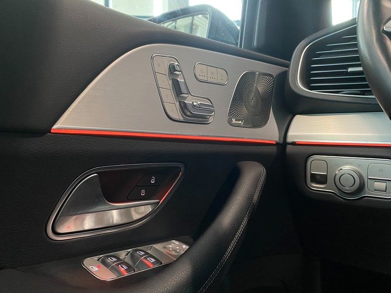 Mercedes-Benz GLE 450d AMG NightP Airm. Sbel Sthz Pano DTR AHK