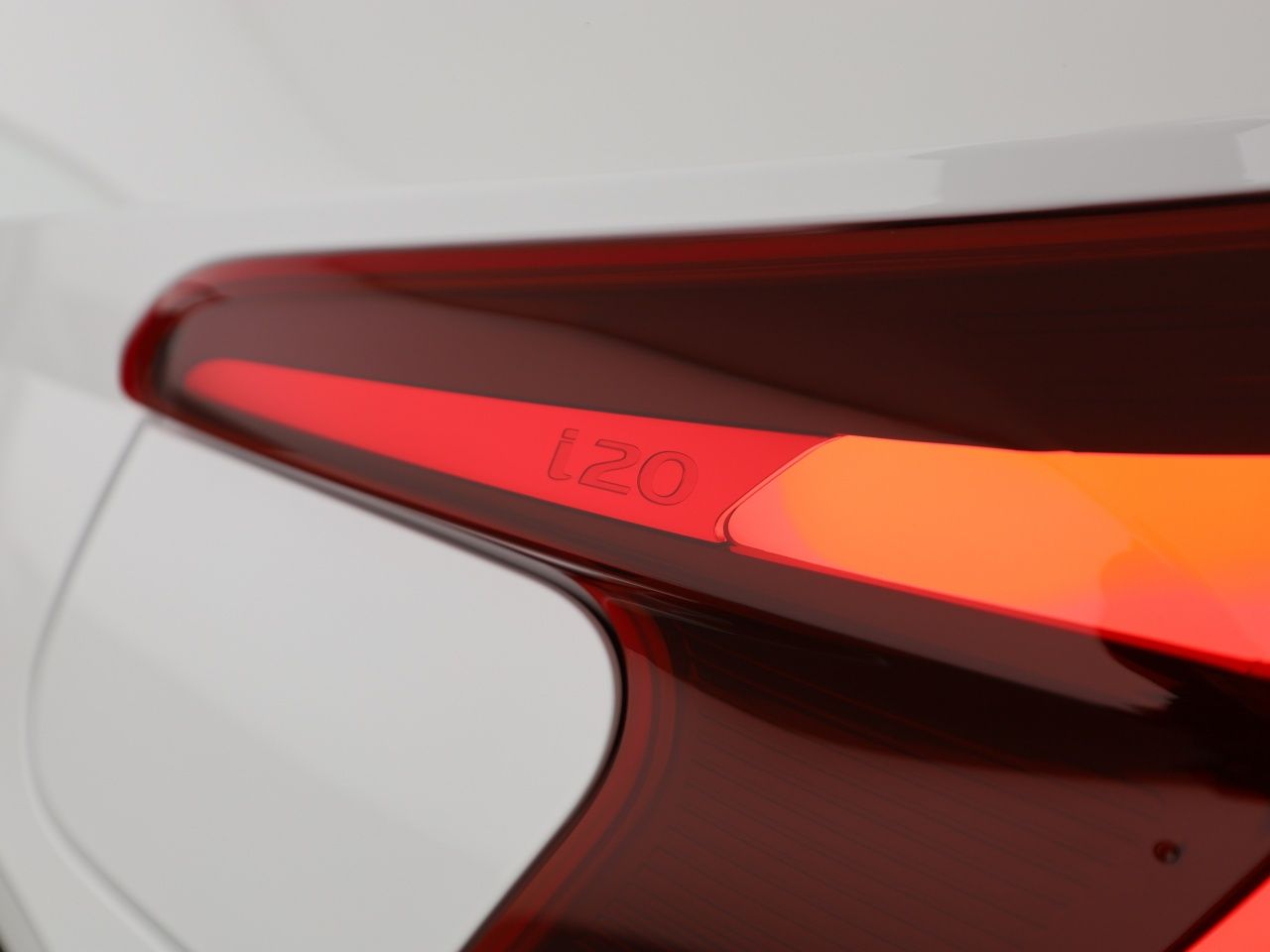 Hyundai i20 1.0 T-GDI Blackline*DCT*MY26* Distronic LED