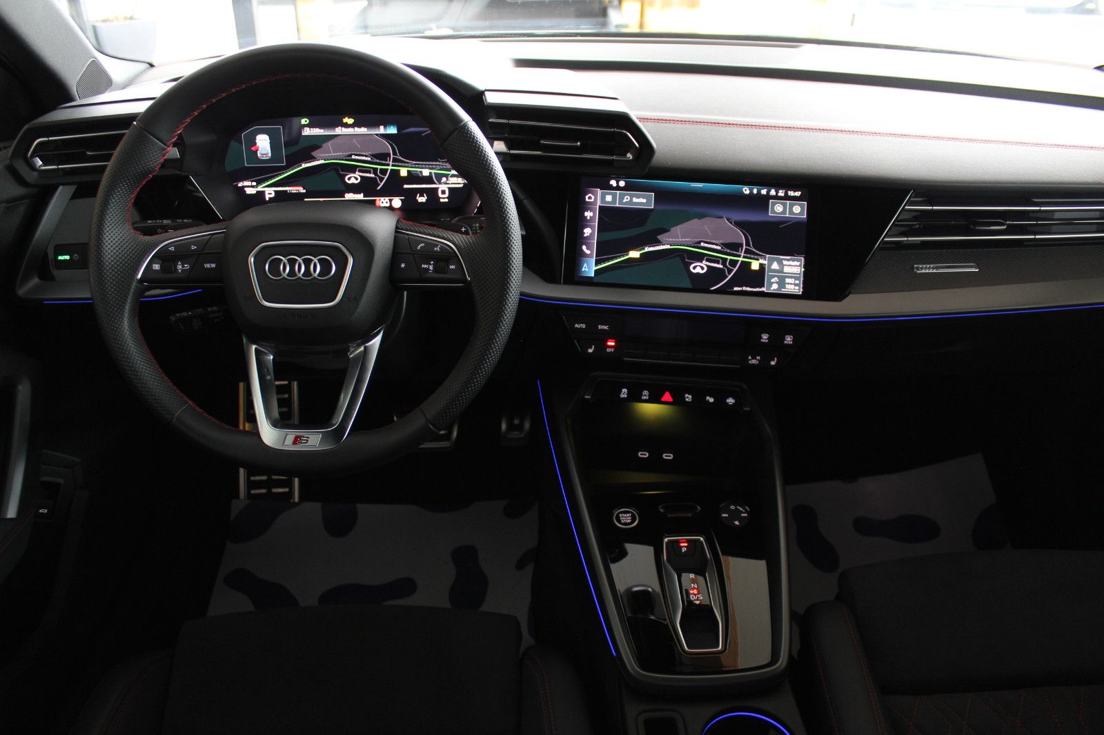 Audi A3 Sportback 35 TFSI S line sport S tronic - Samsaru's Car Outlet
