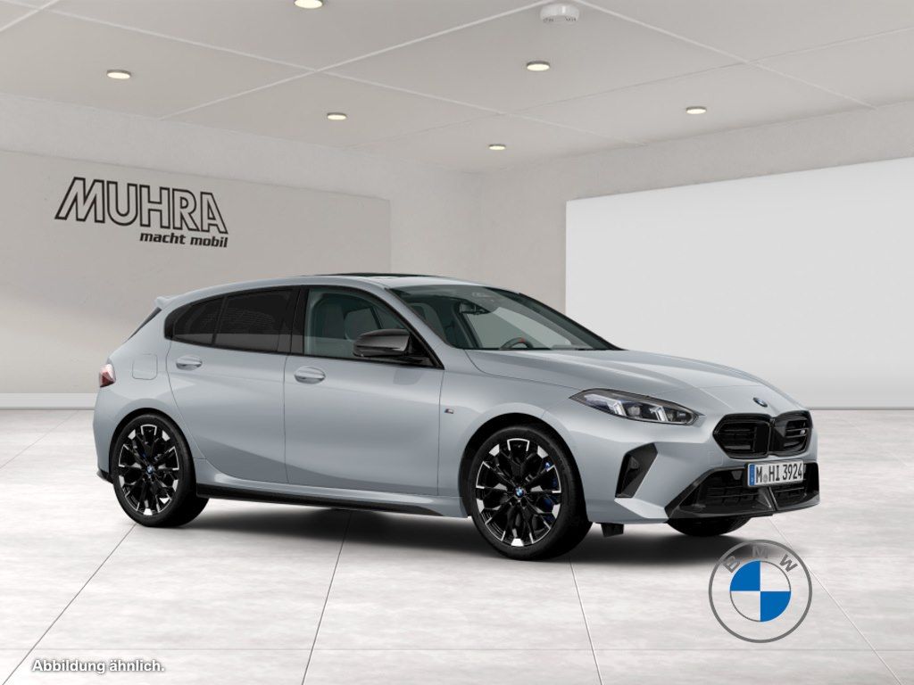 BMW M135 xDrive M Sport 19" AHK Pano Massage H/K