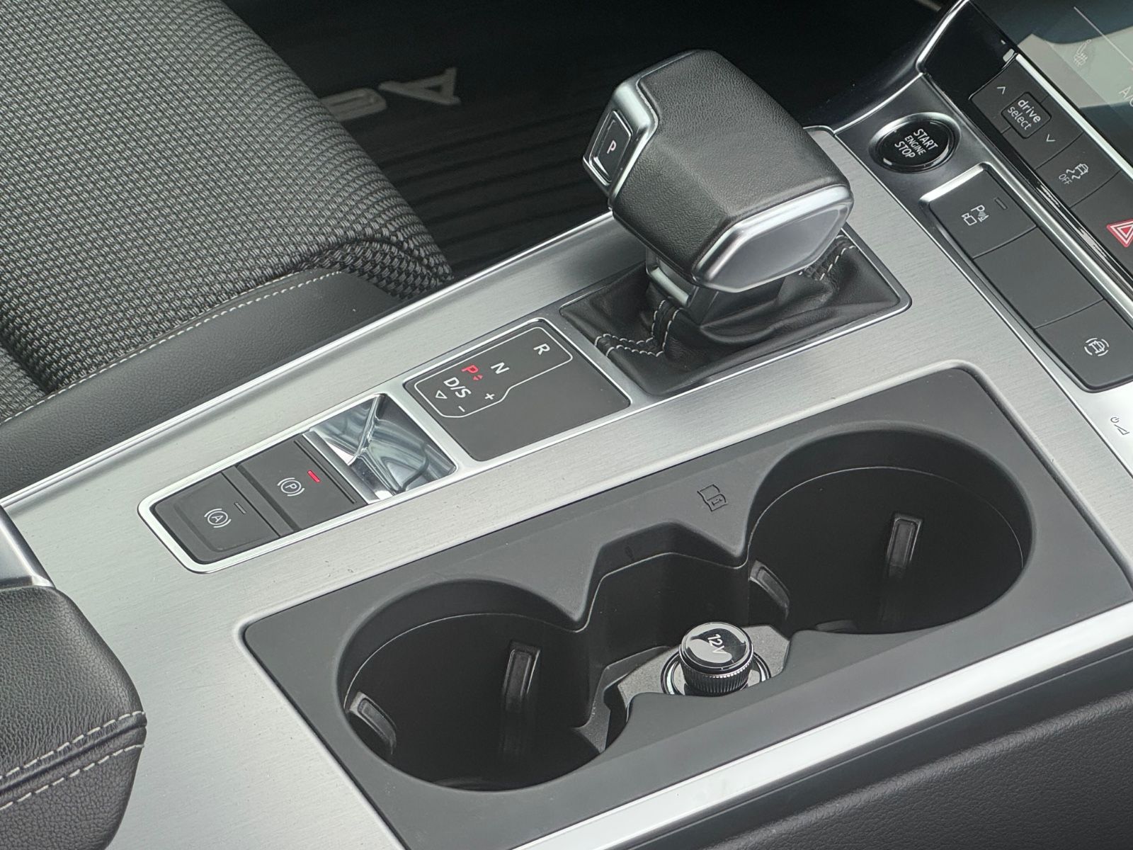 Audi A6 50 TFSI e qu/S-LINE/ACC/AHK/MATRIX/B&O/STHZG