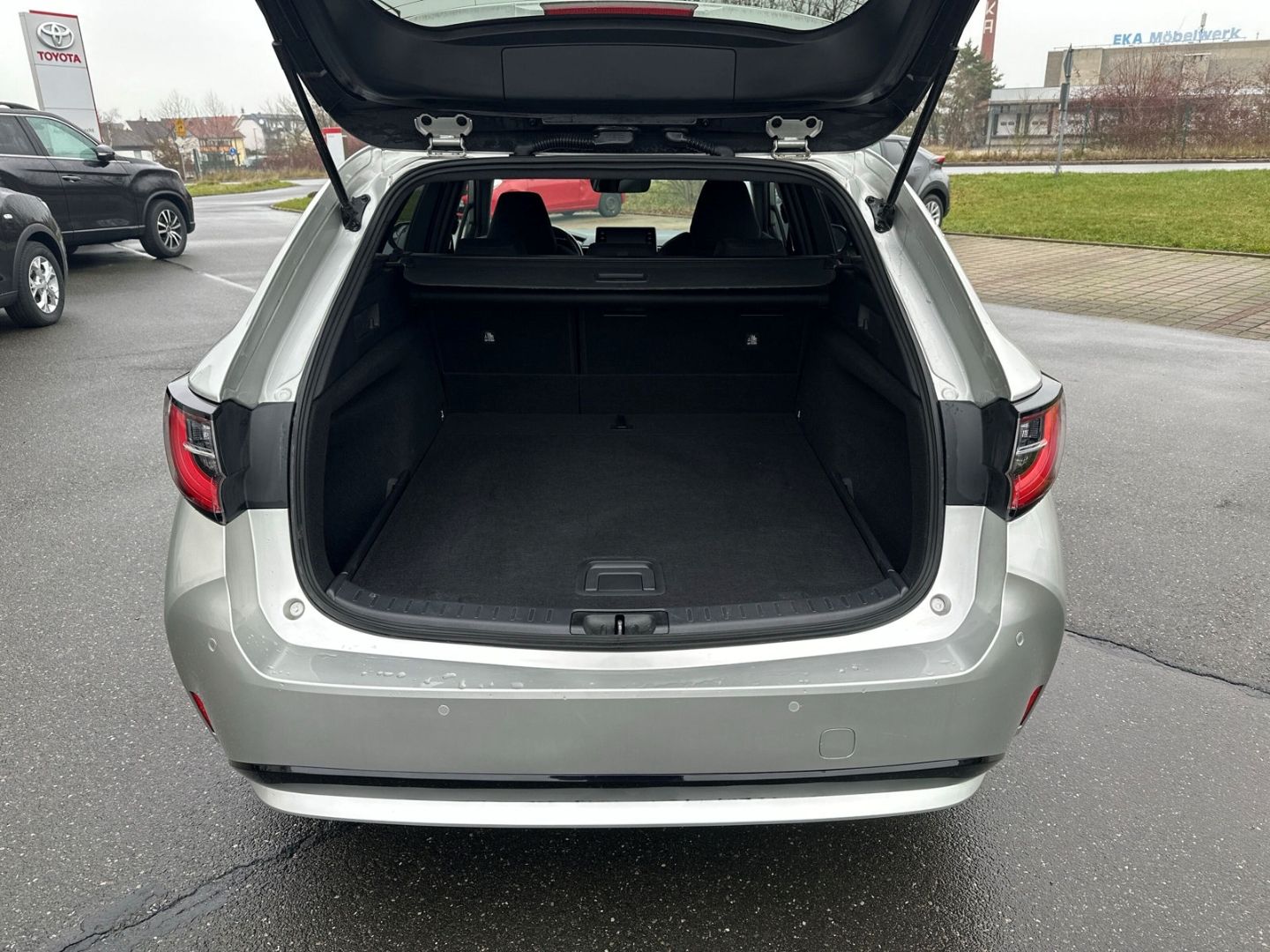 Toyota Corolla Touring Sports Hybrid Team D