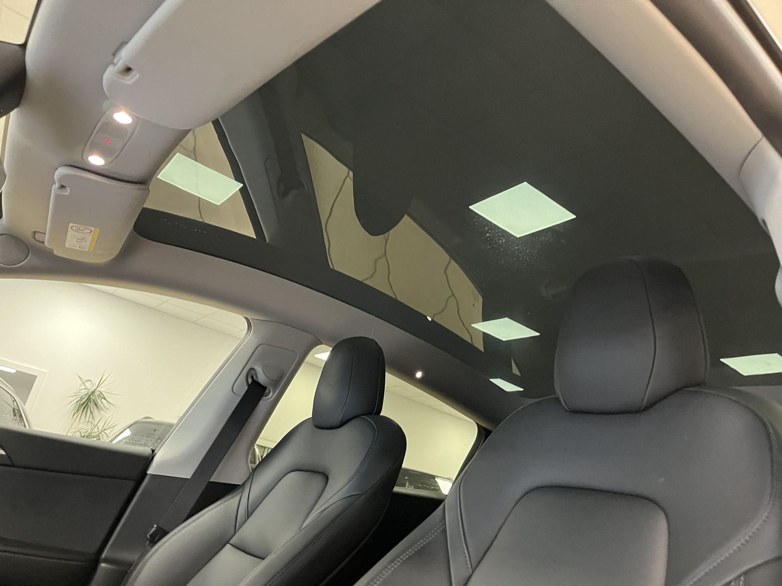 Tesla Model Y Maximale Reichweite Dual AWD ACC Pano