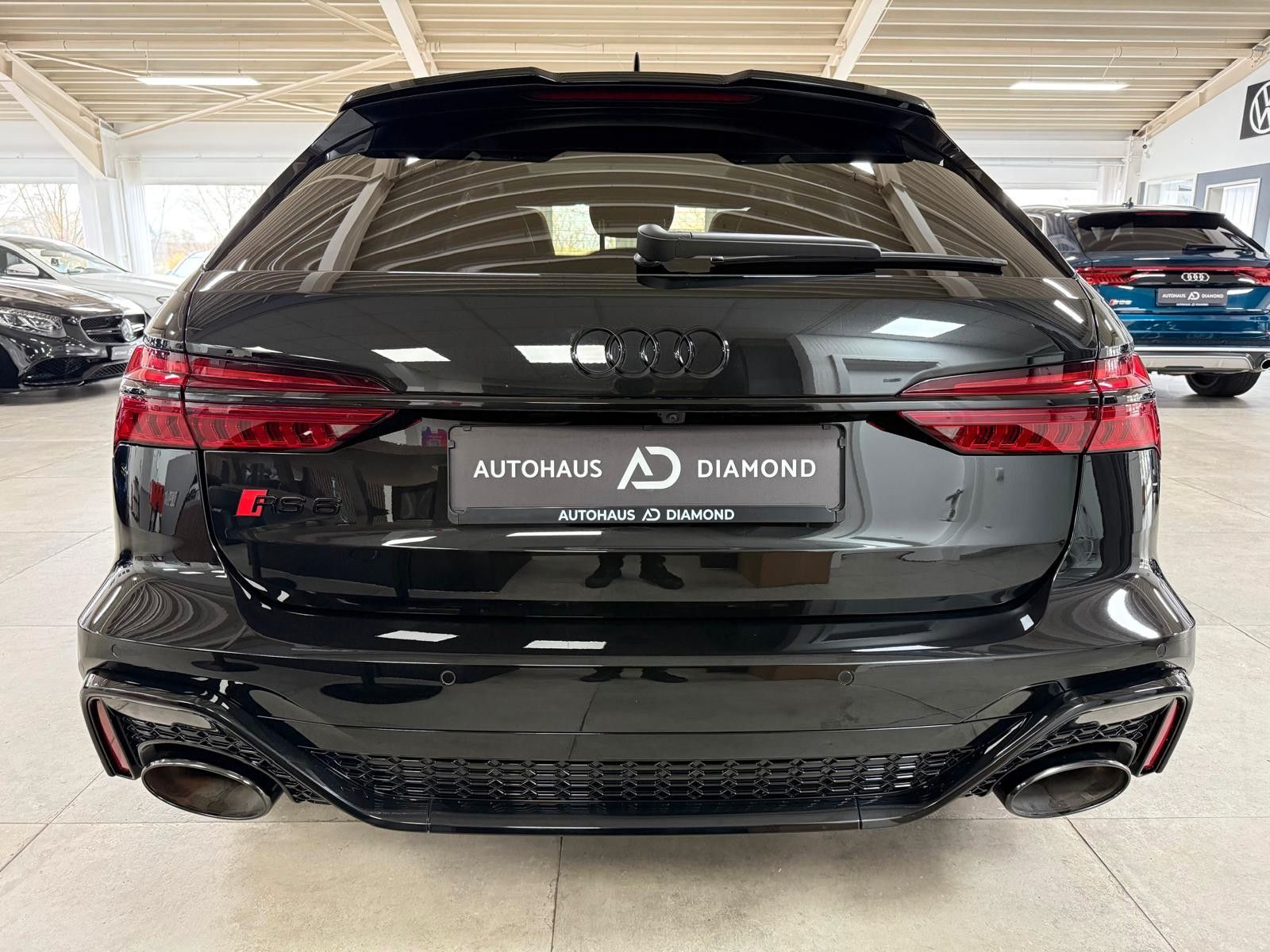 Audi Avant 4.0 TFSI quattro* KERAMIK *PANO *B&O*