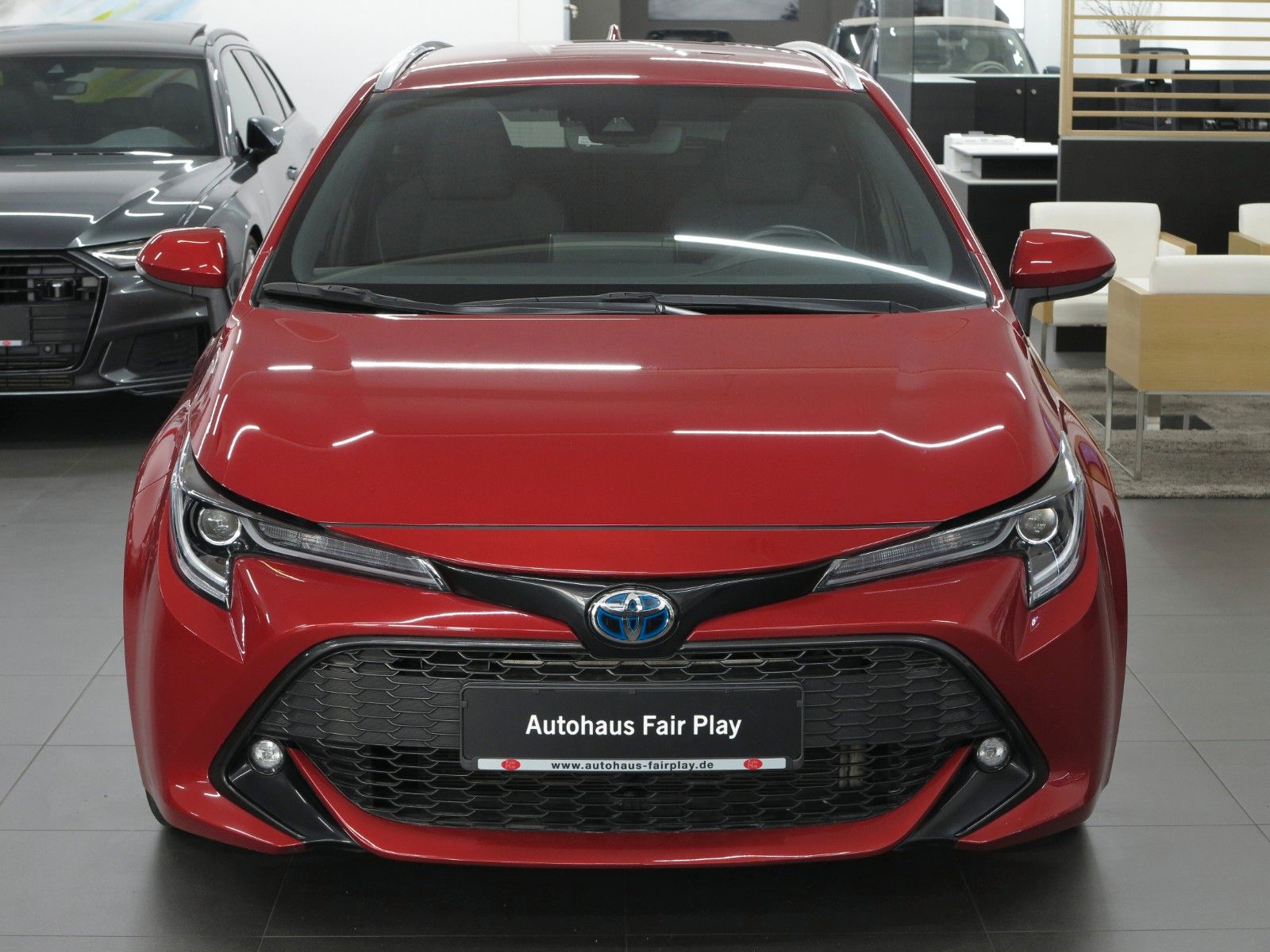Toyota Corolla Tour Sports Hybrid - Samsaru's Car Outlet