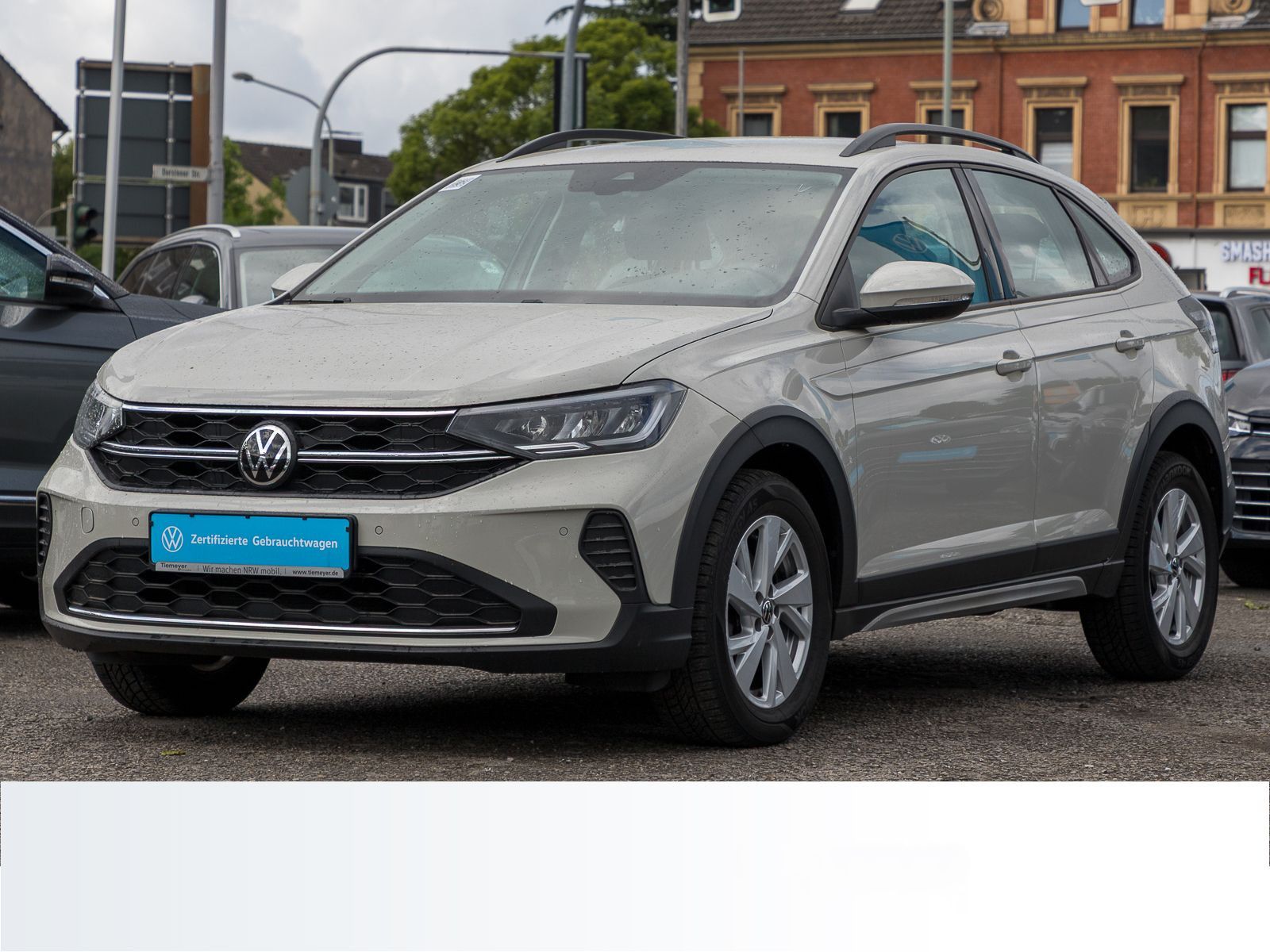 Volkswagen Taigo 1.0 TSI LIFE - Samsaru's Car Outlet