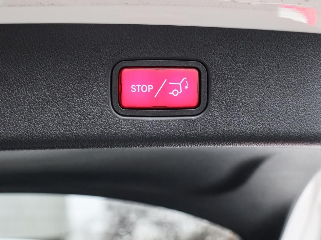 Mercedes-Benz GLC 300 4M AMG-Sport/Pano/AHK/Night/Burm/360/20'