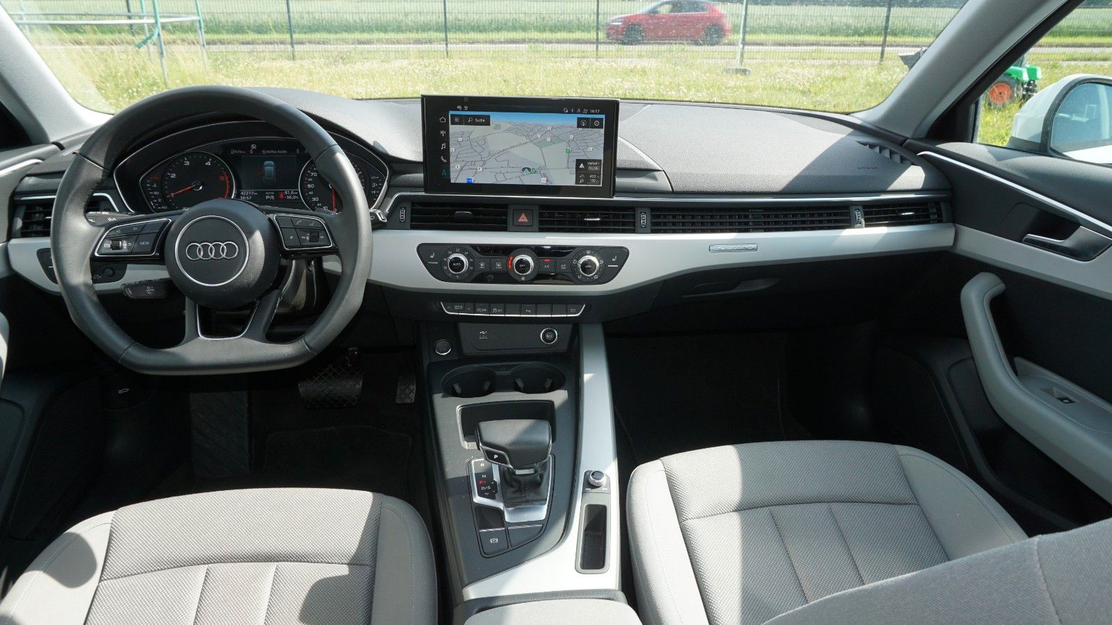 Audi A4 Avant 40 TDI Quattro Advanced - Samsaru's Car Outlet