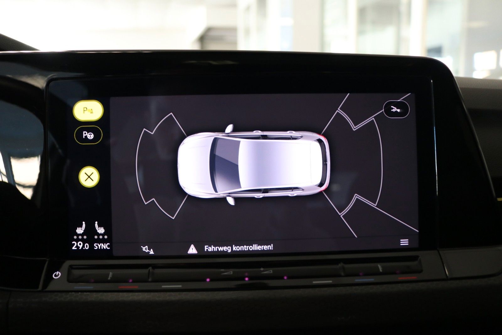 Volkswagen Golf VIII GTD AHK HUD STHZ Matrix Pano Kamera