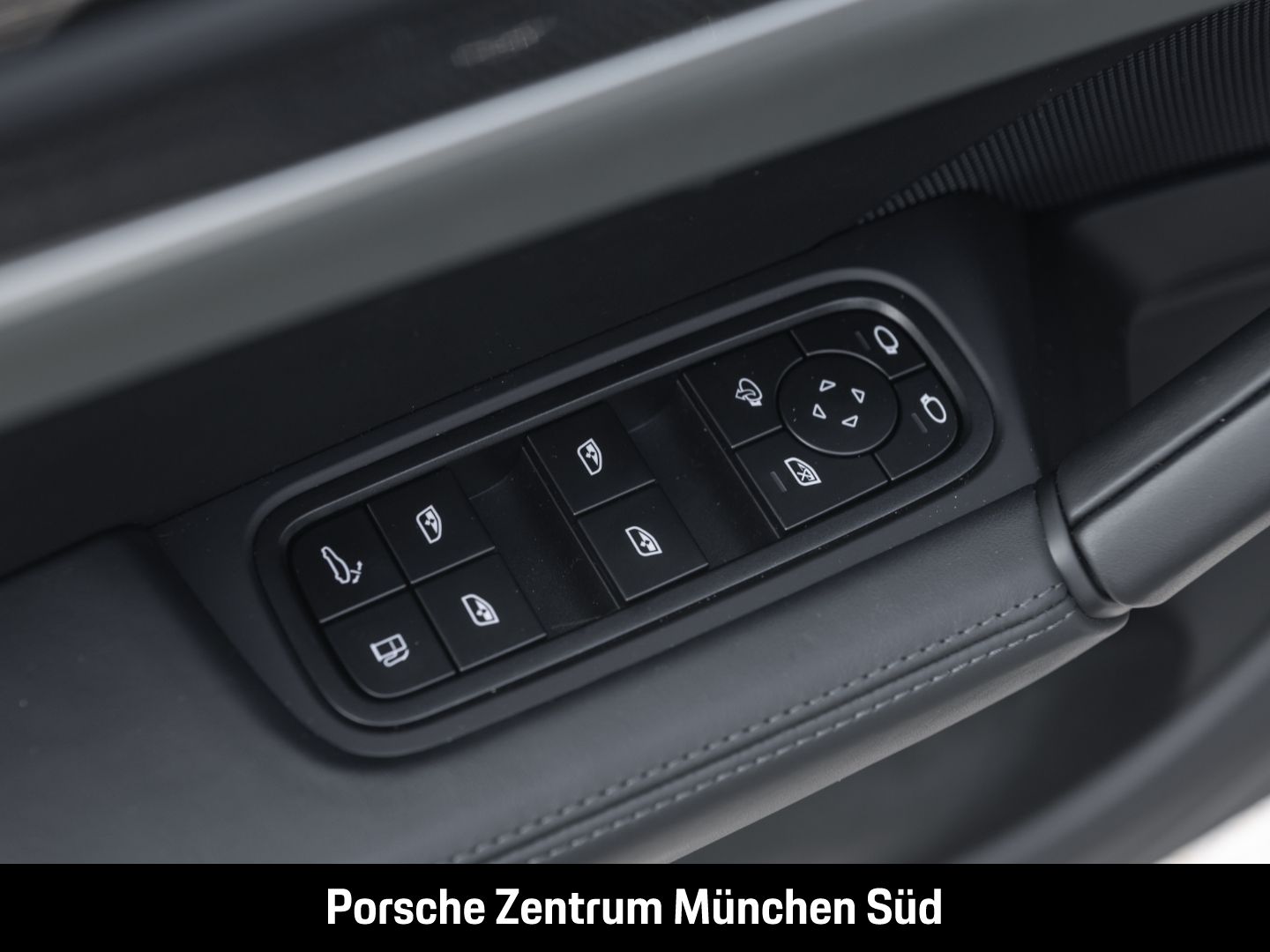 Porsche Cayenne S E-Hybrid BOSE Surround-View Panorama