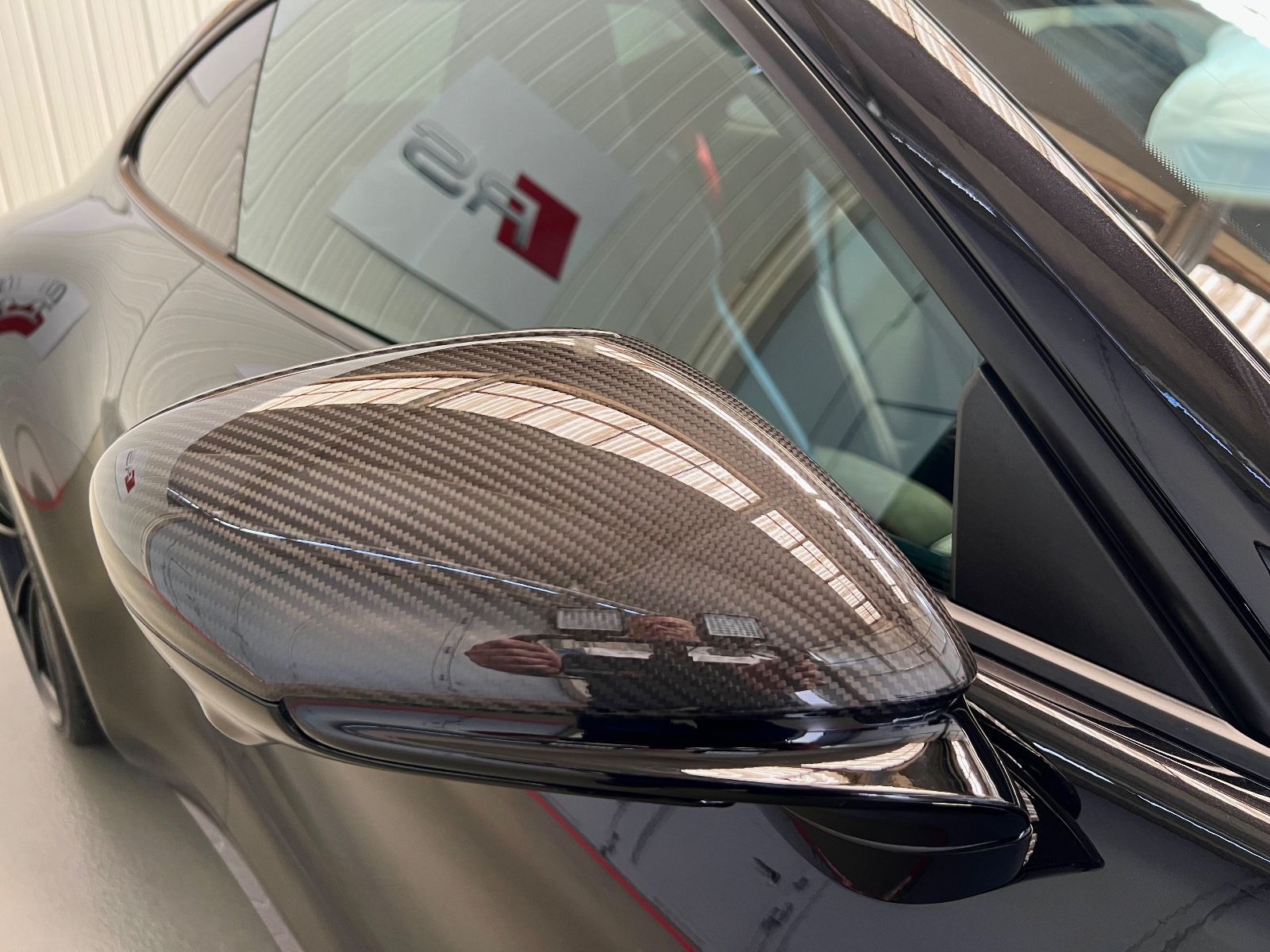 Porsche 992 Carrera S - Samsaru's Car Outlet