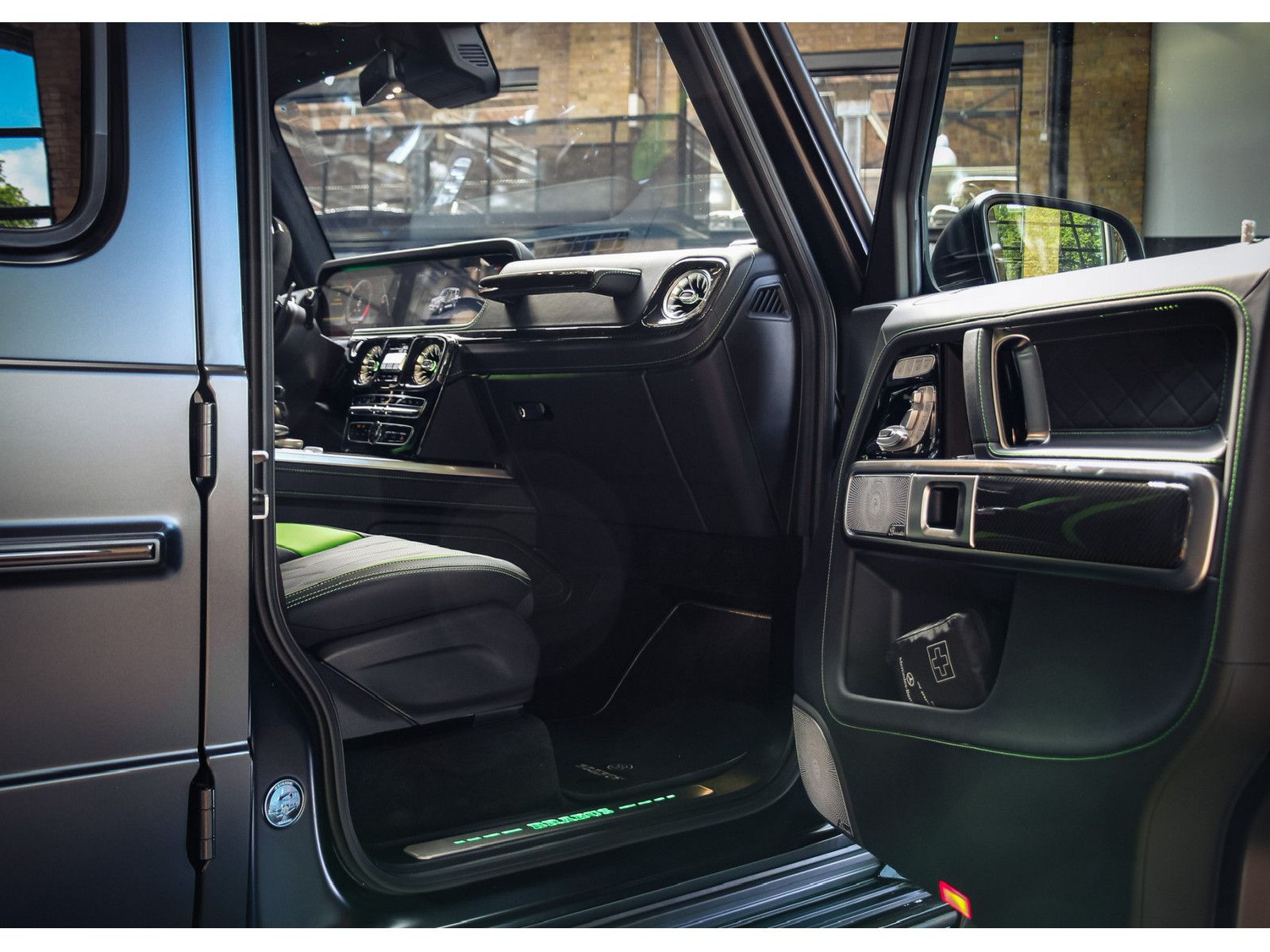 Mercedes-Benz G 63 AMG BRABUS 800 4MATIC - Samsaru's Car Outlet