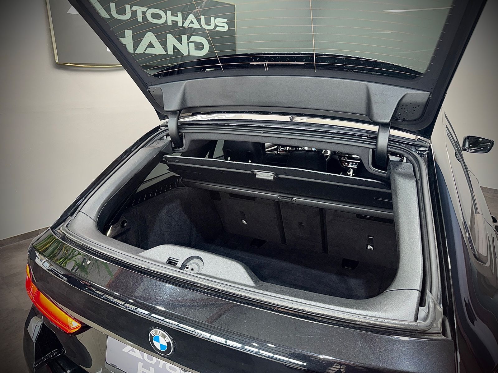 BMW 530d*X-DRIVE*M-SPORT*PANO*LASER*HUD*HiFi*1.Hd