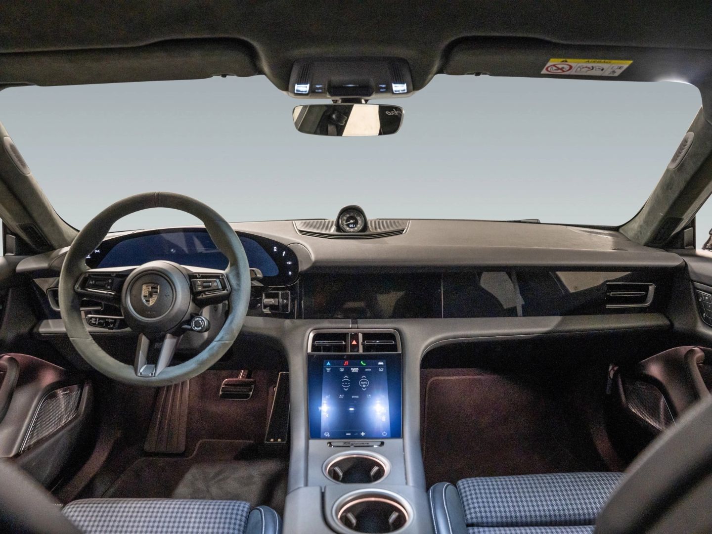Porsche Taycan Turbo Burmester InnoDrive Massage HD-Matr