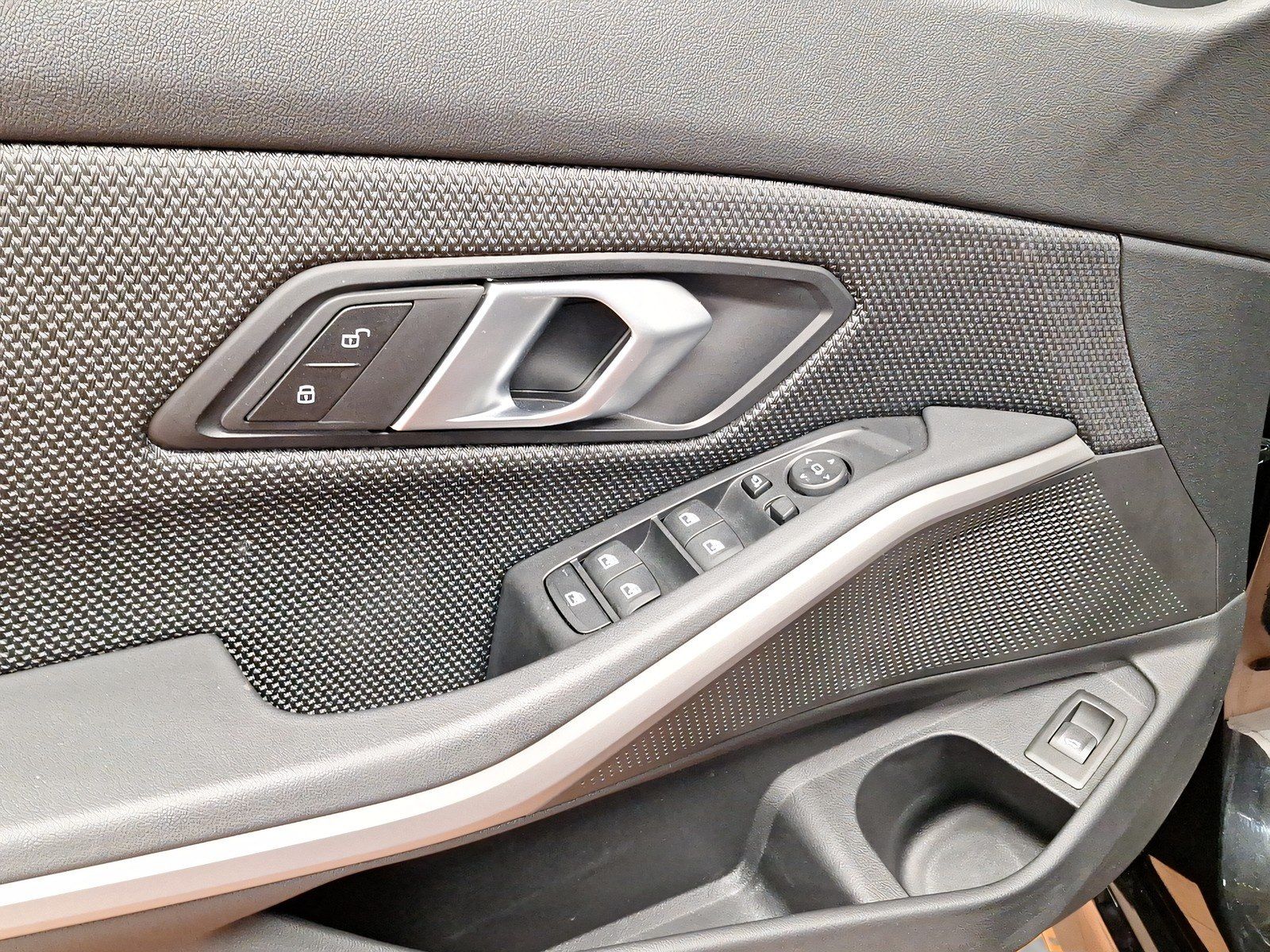 BMW 330i xDrive Touring - Samsaru's Car Outlet