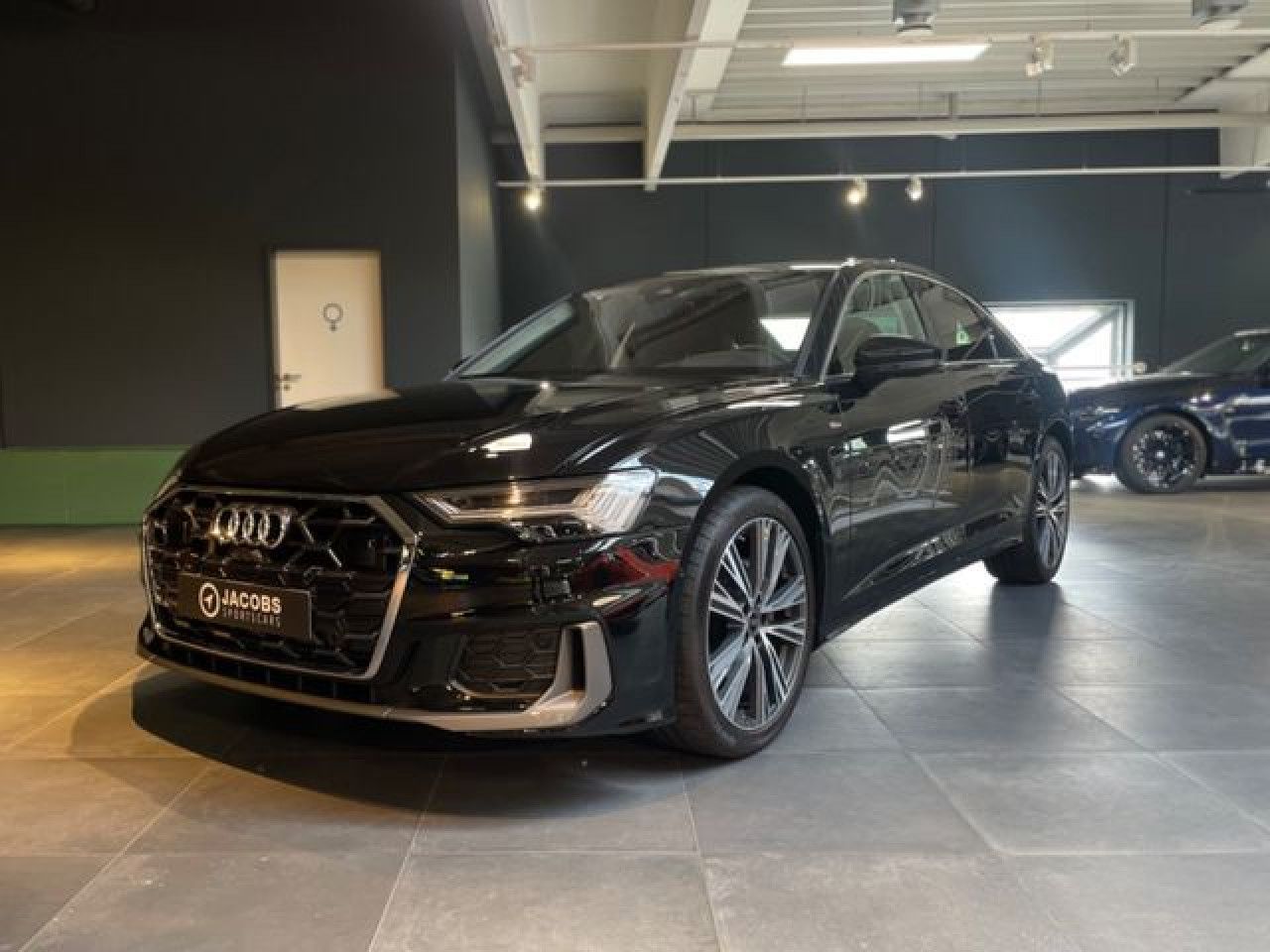 Audi A6 40 TDI quattro S line - Samsaru's Car Outlet