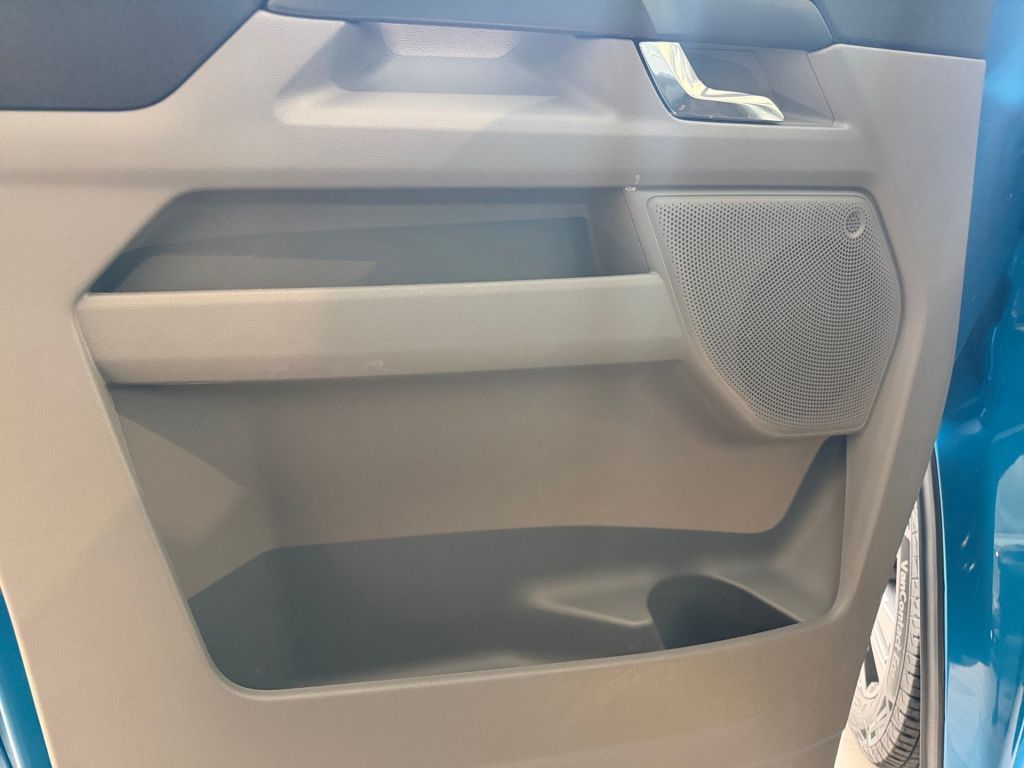 Ford Nugget 320 L1 VA Autm. Titanium Markise AHK
