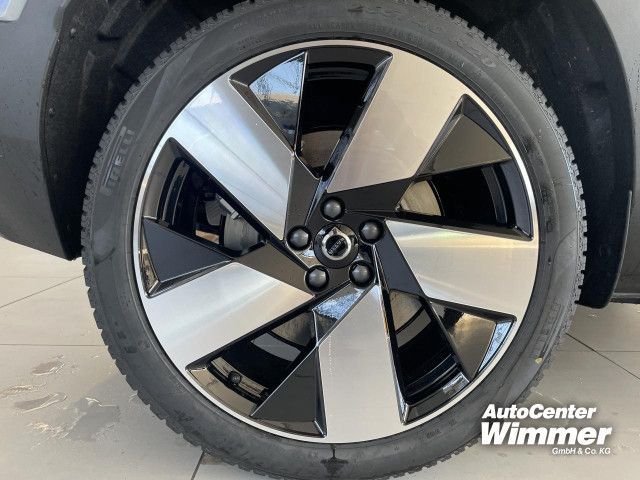 Volvo XC40 Recharge 82 kWh Single M. Extended Range