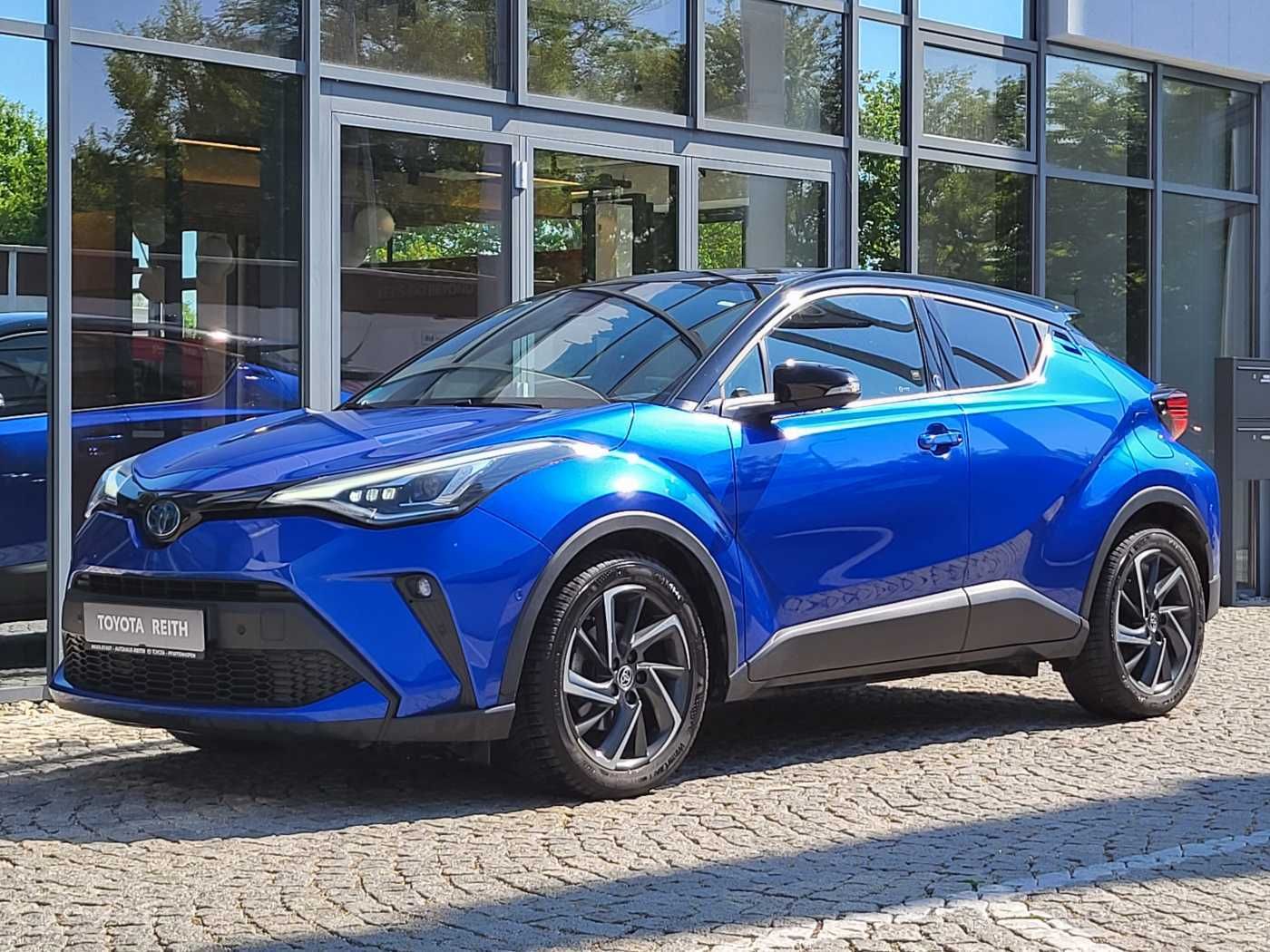Toyota C-HR 2.0 Hybrid Team Deutschland - Samsaru's Car Outlet