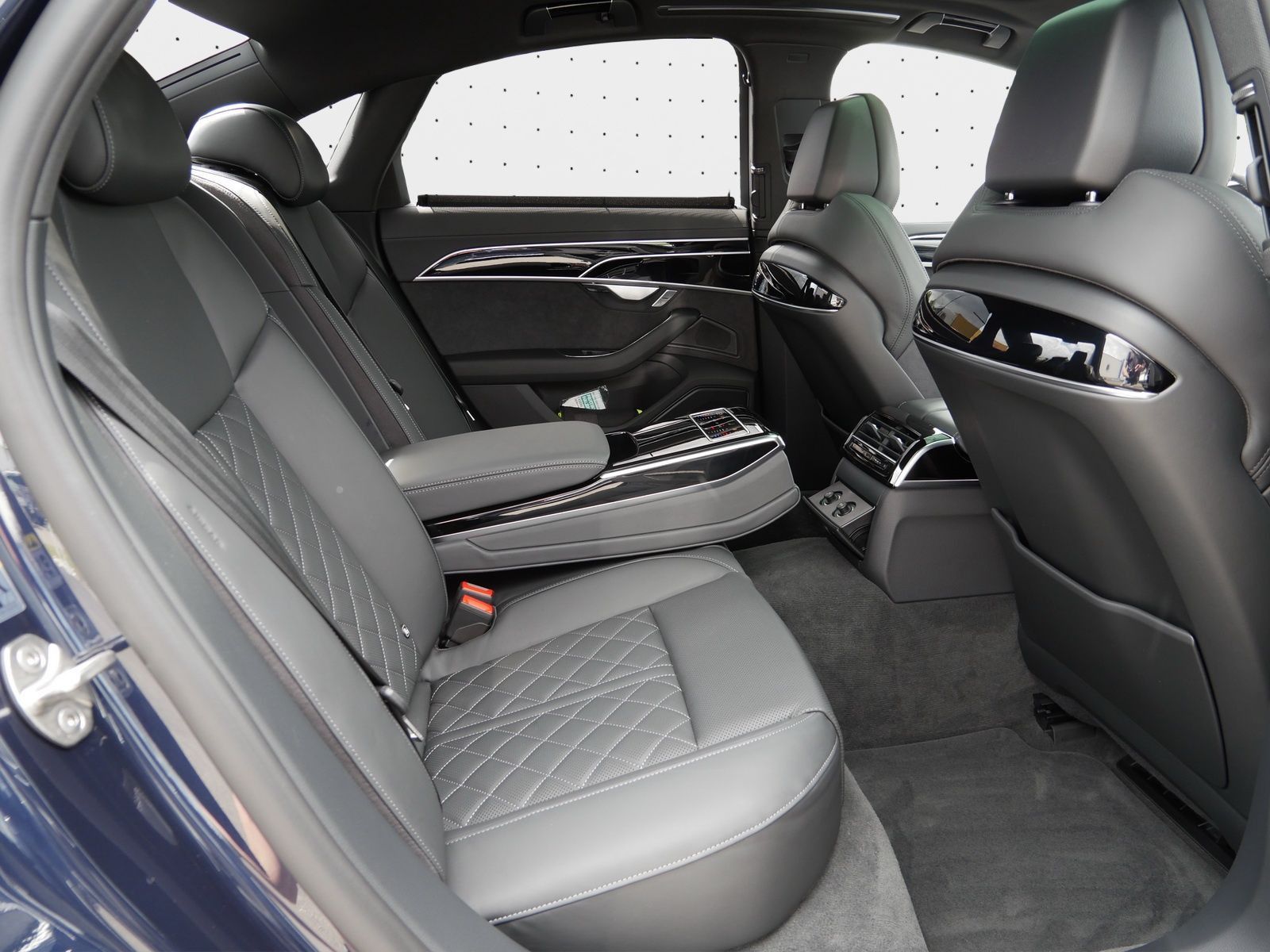 Audi A8 50 TDI quattro - Samsaru's Car Outlet