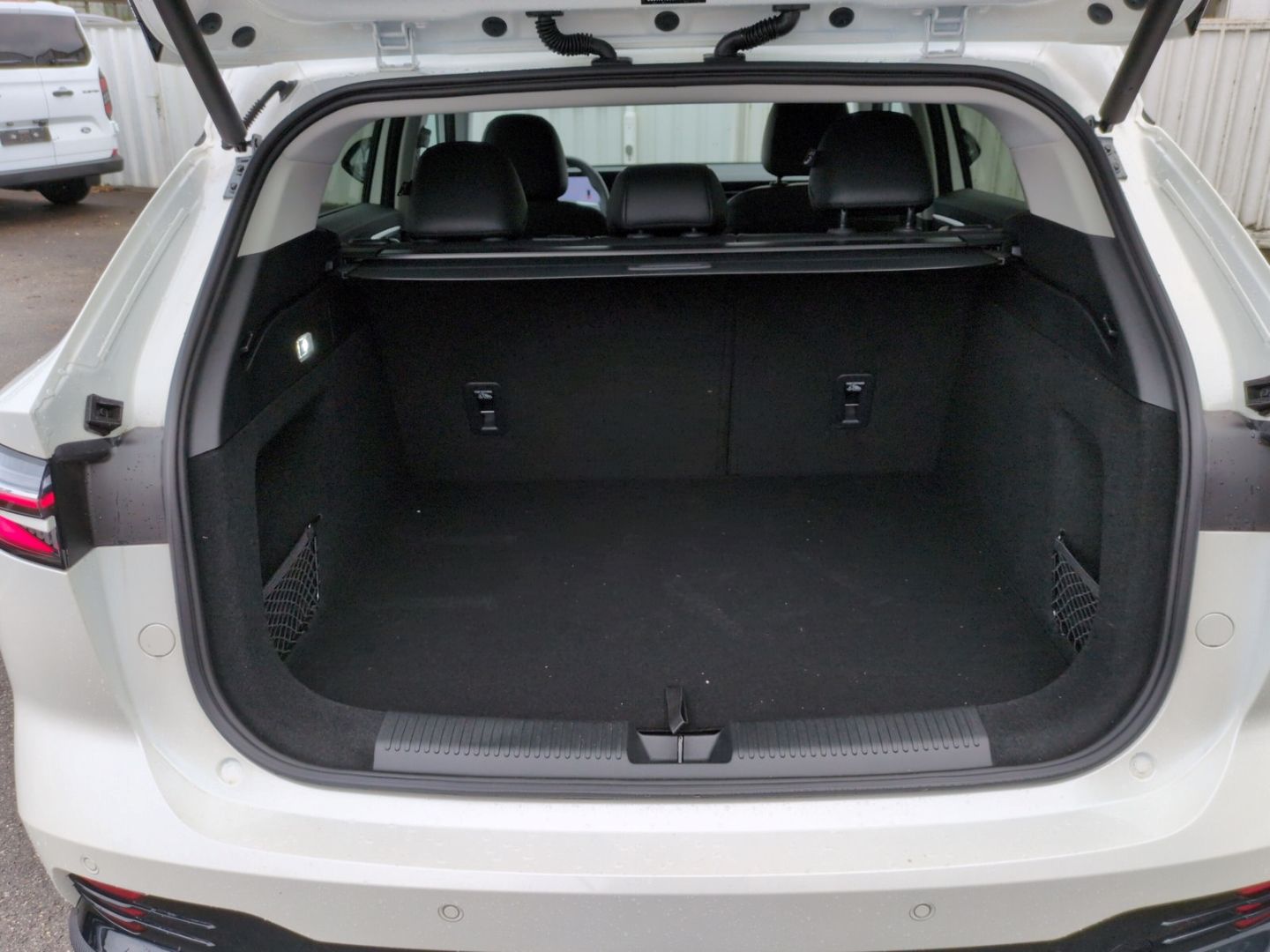 MG HS PHEV LUXURY *Sofort Verfügbar* Finanzierung!!