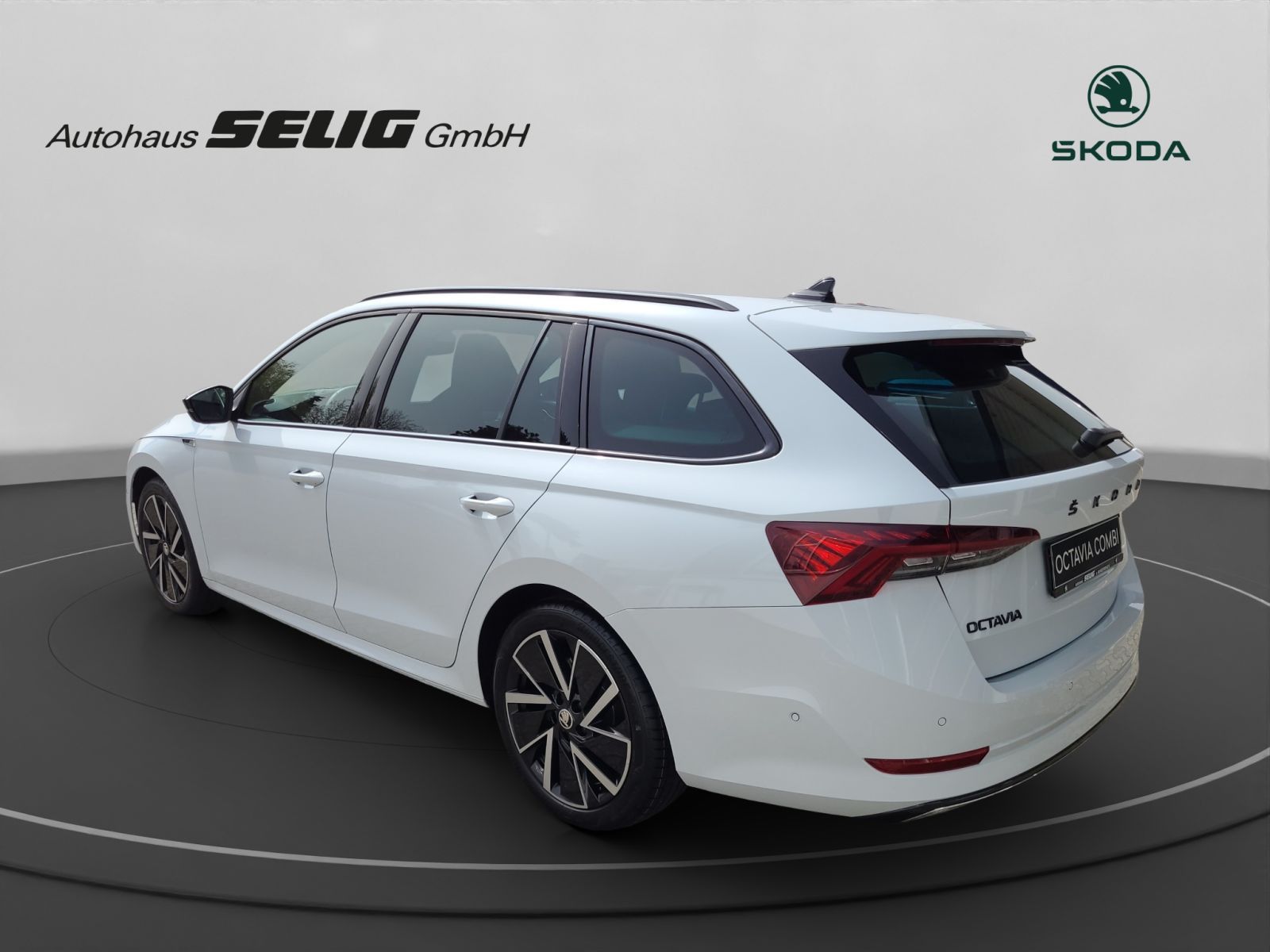Skoda Octavia Combi 1.5 TSI - Samsaru's Car Outlet