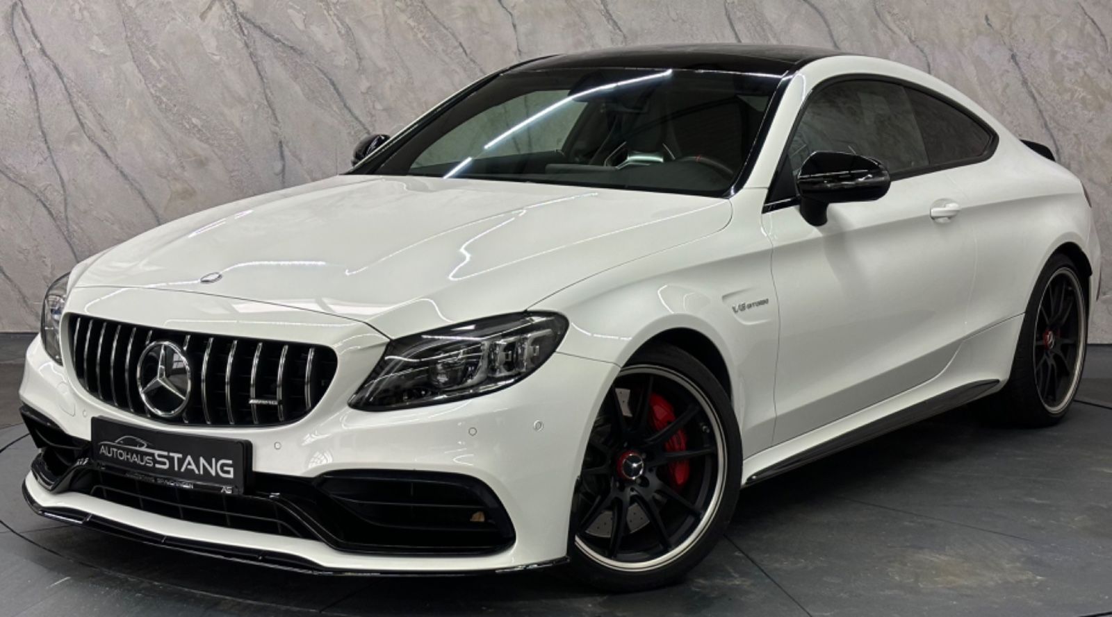 Mercedes-Benz C 63 S AMG - Samsaru's Car Outlet