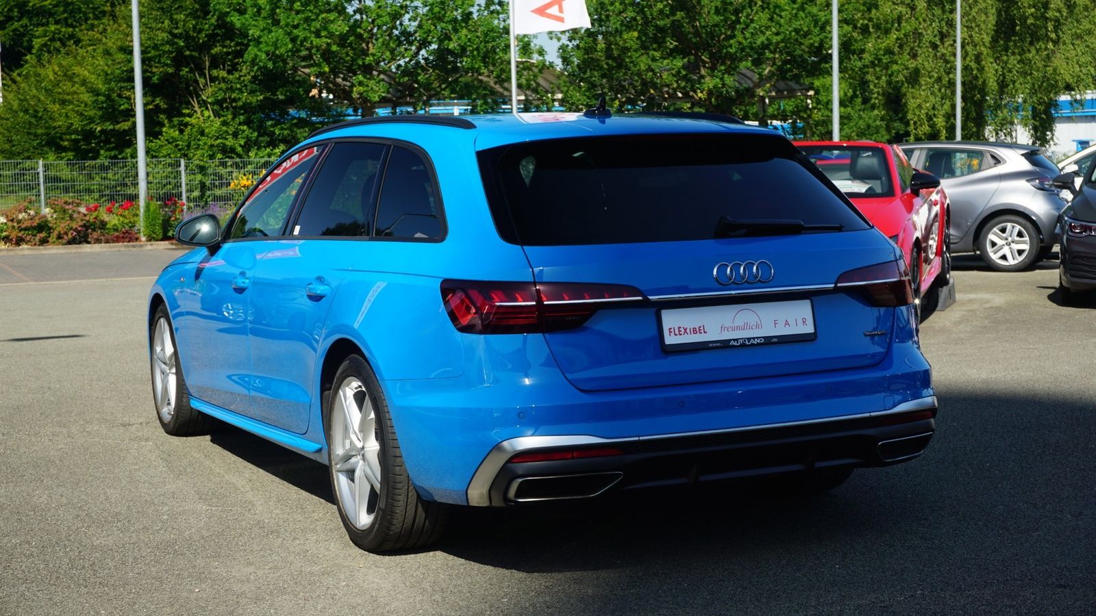 Audi A4 40 quattro S-Line - Samsaru's Car Outlet