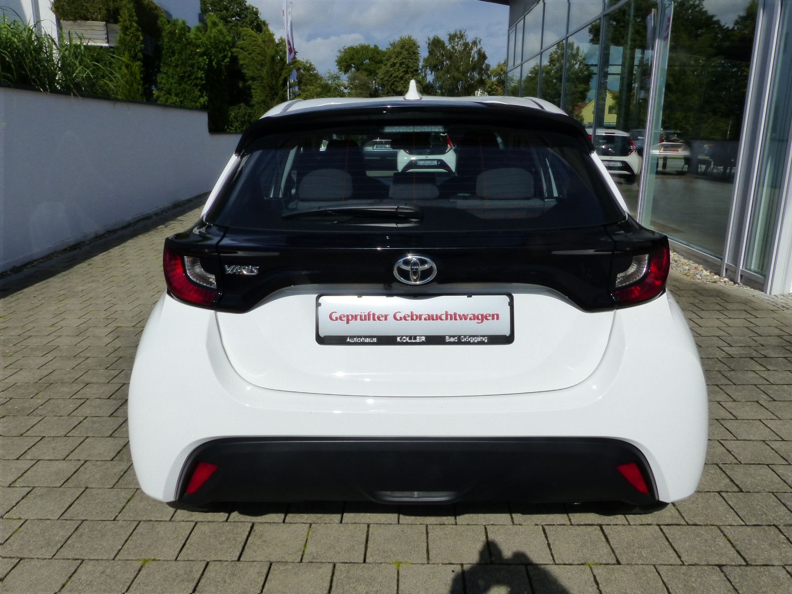 Toyota Yaris 1.5 VVT-iE Automatik Comfort - Samsaru's Car Outlet