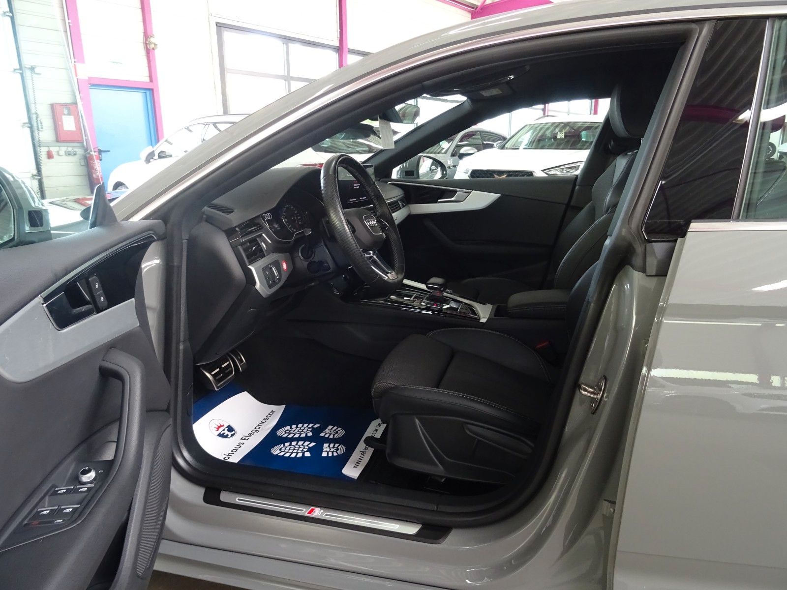 Audi A5 SPORTBACK 40 TDI QUATTRO S-LINE*ACC*AHK*STHZ*