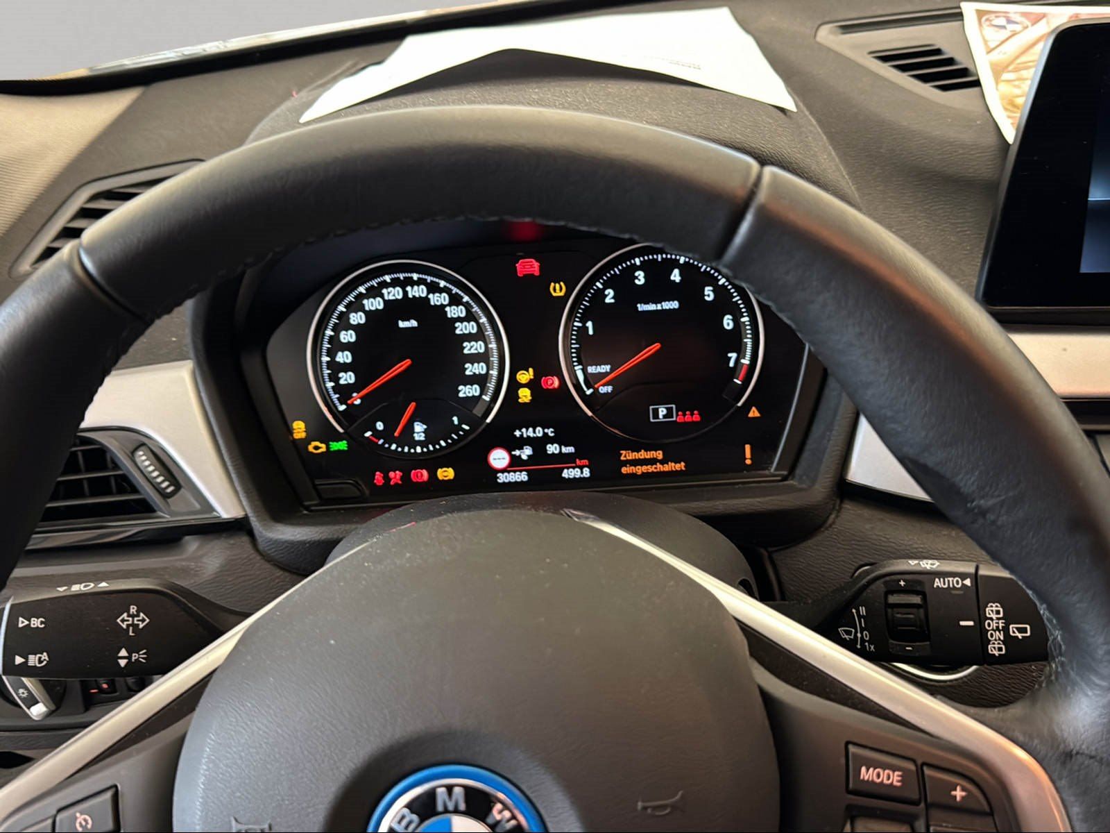 BMW X1 xDrive25e - Samsaru's Car Outlet