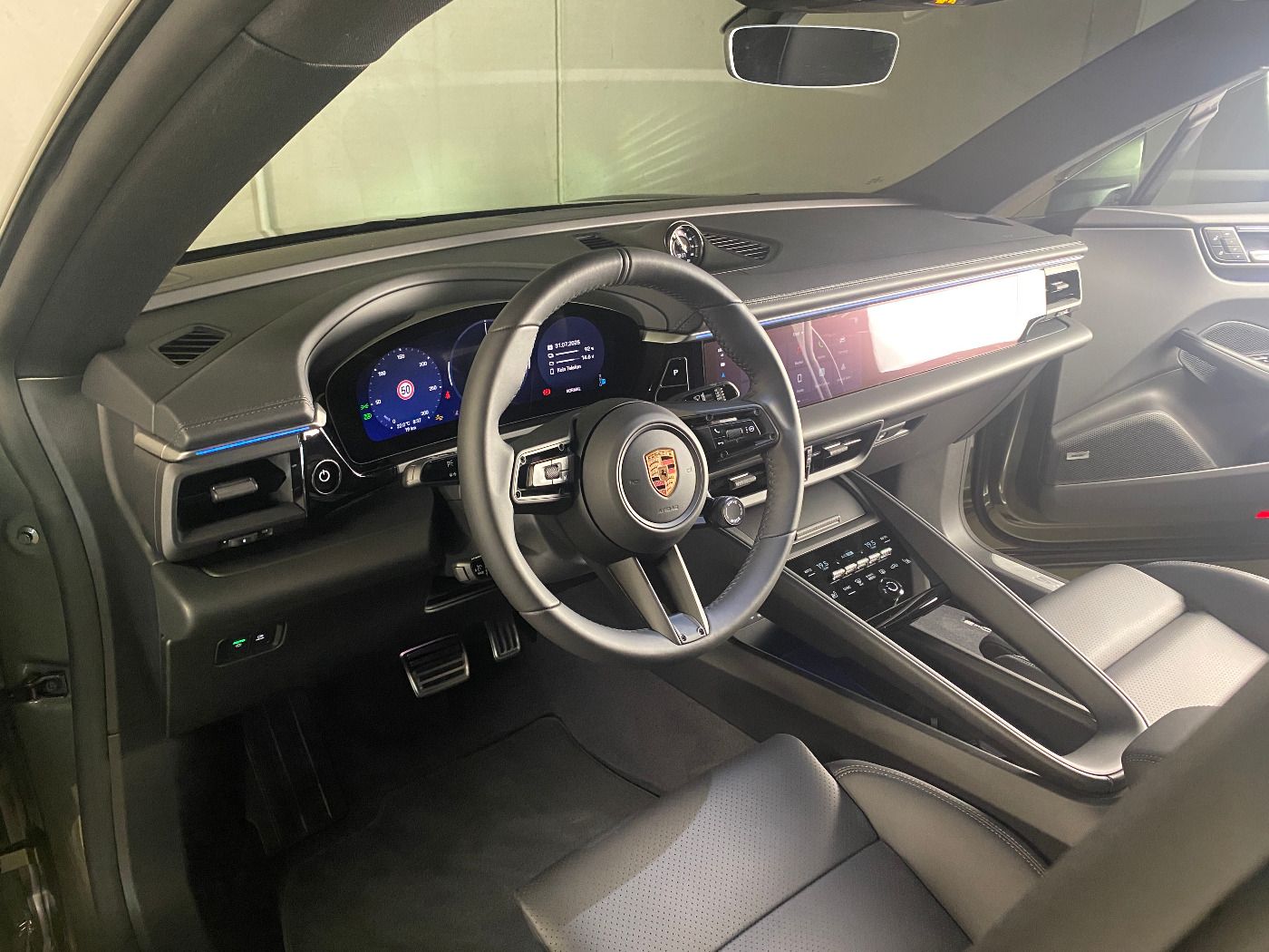 Porsche Macan 4S | Hinterachslenkung | Panorama | AHK |