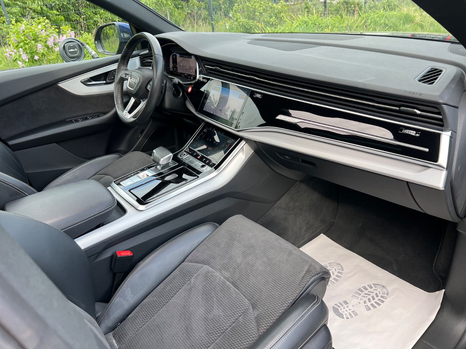 Audi Q8 50 TDI quattro*S-LINE* Panorama*SOFT-CLOSE*
