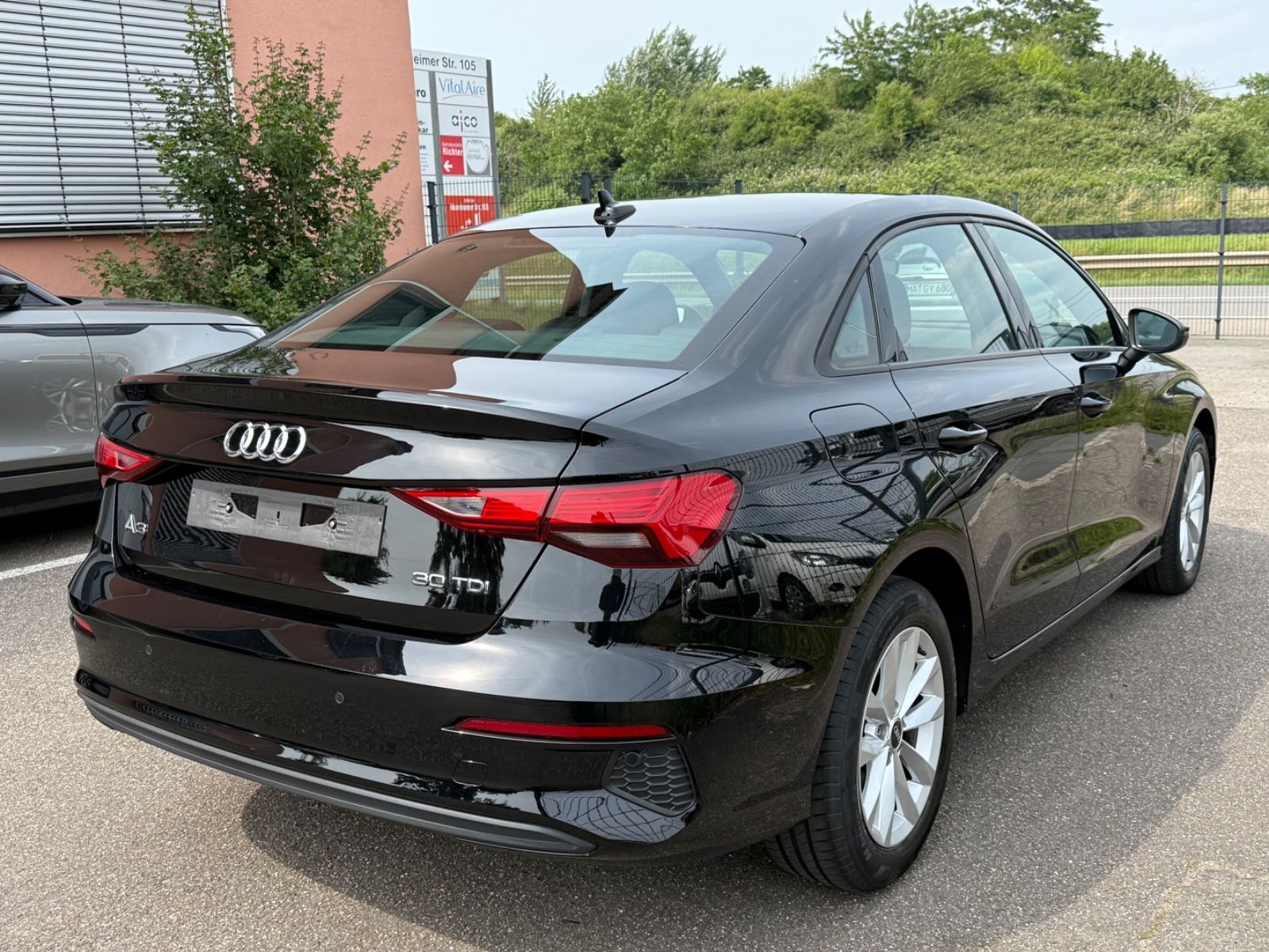 Audi A3 Limousine 30 TDI basis - Samsaru's Car Outlet