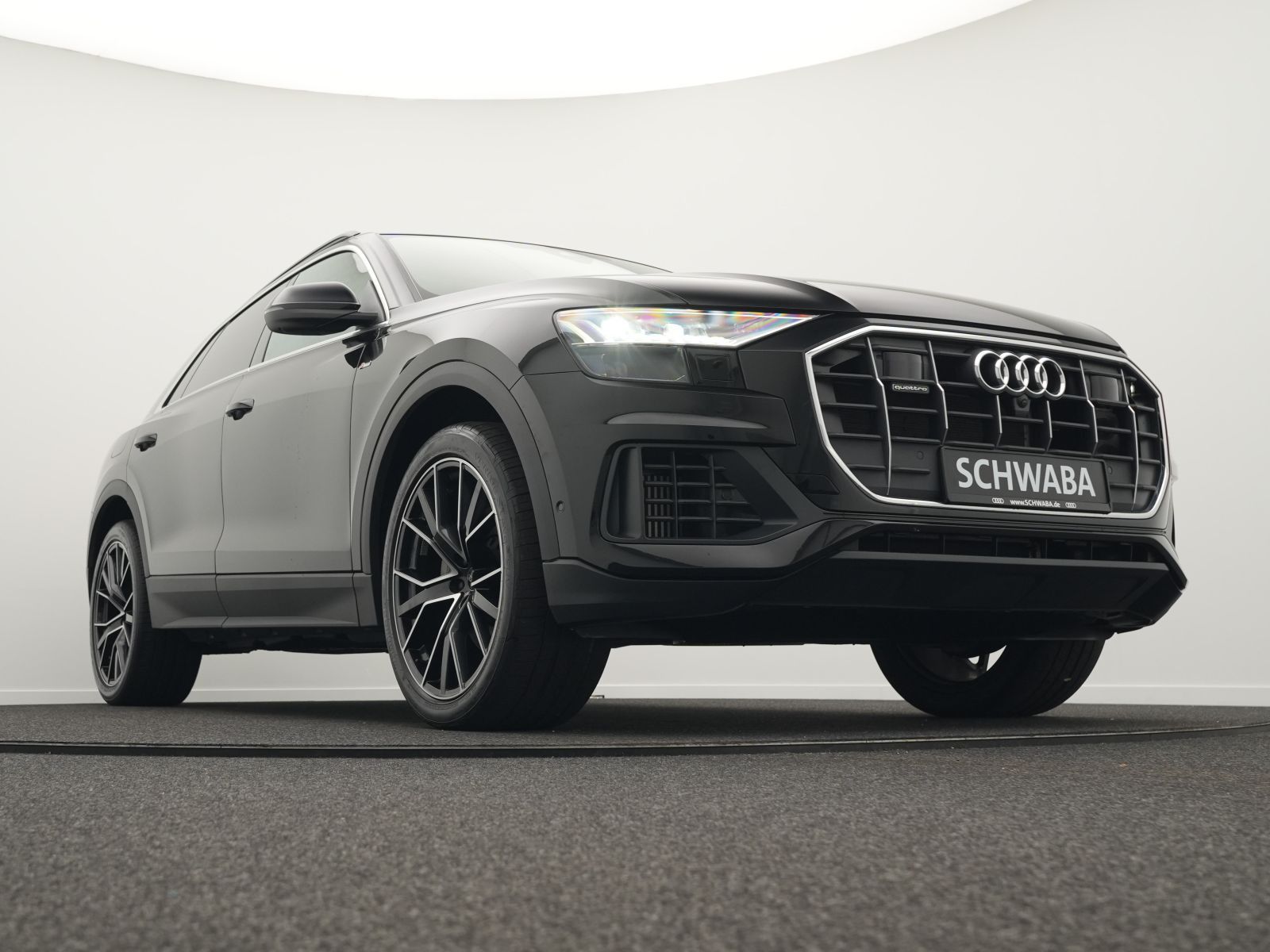 Audi Q8 55 TFSI quattro tiptronic 2x S line