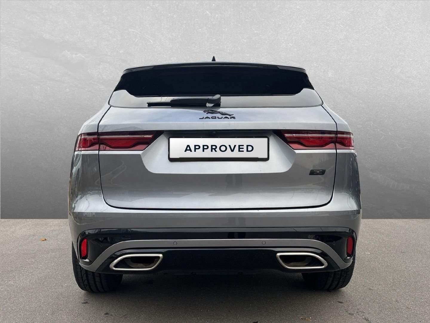 Jaguar F-Pace D300 R-Dynamic SE AHK HUD Winter-Fahrassi
