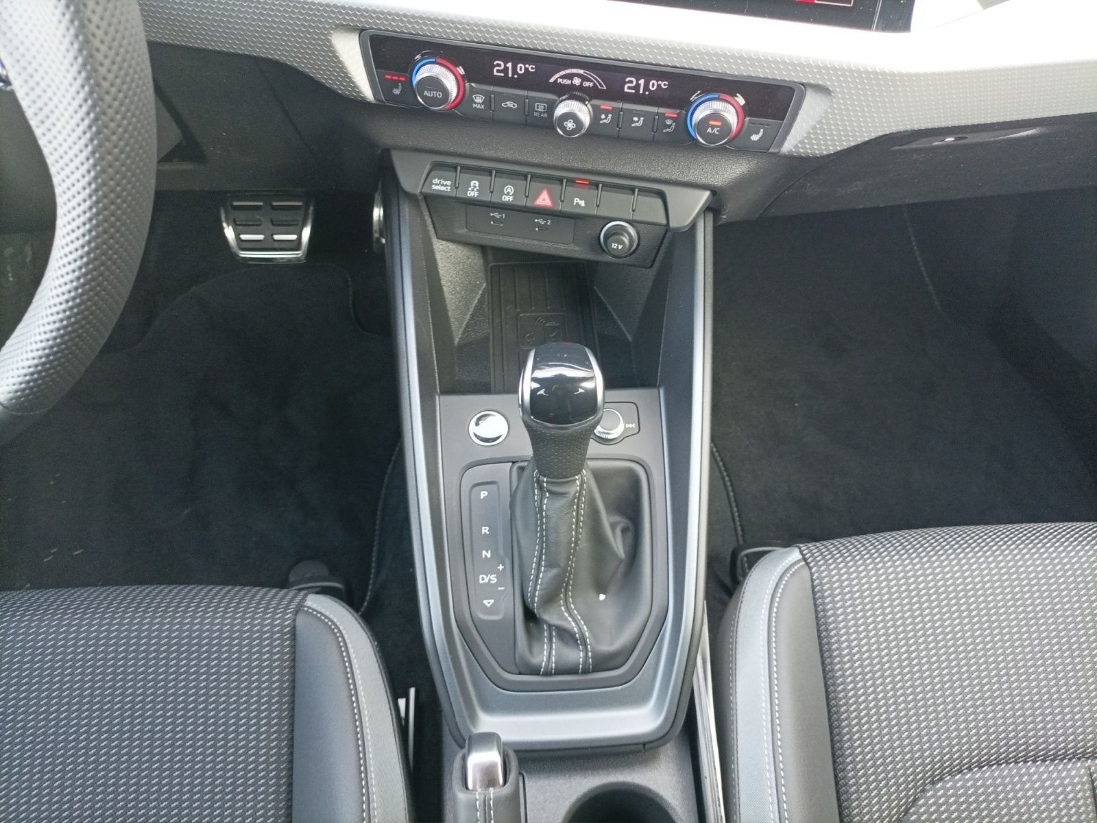 Audi A1 Sportback S line 35 TFSI 110(150