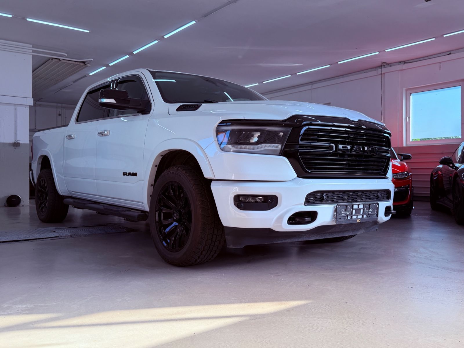 Dodge RAM/LIMITED/BIG SCREEN/