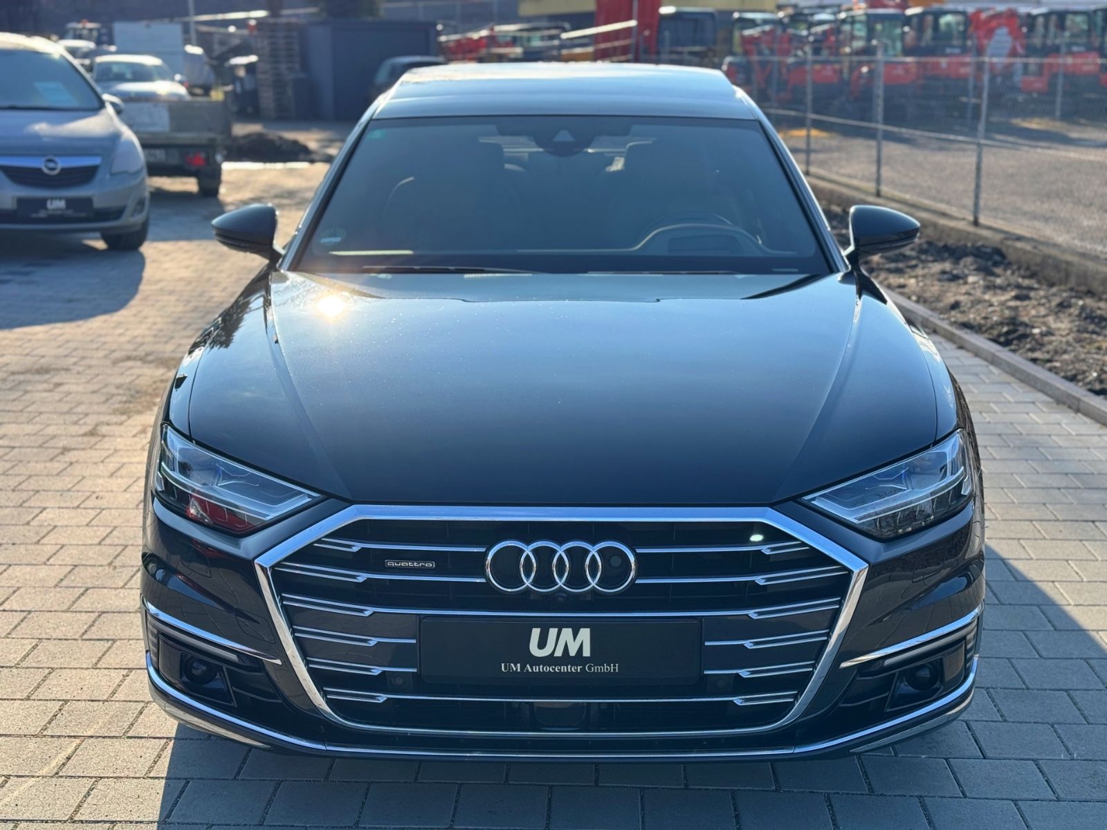 Audi A8 60 TFSI e quattro - Samsaru's Car Outlet