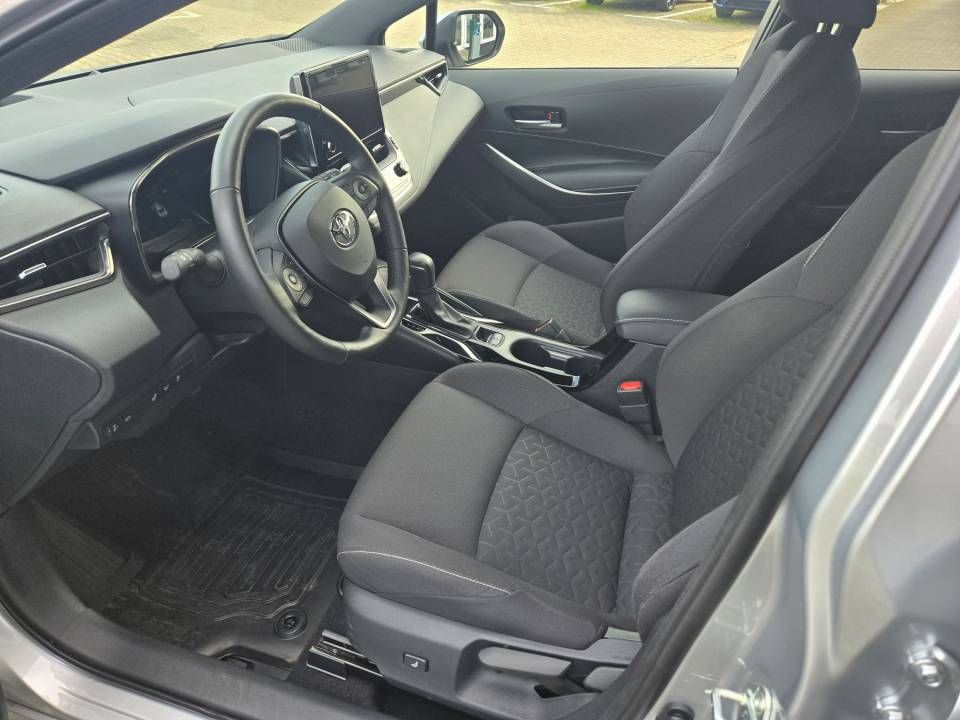 Toyota Corolla HSD 1.8 l Active - Samsaru's Car Outlet