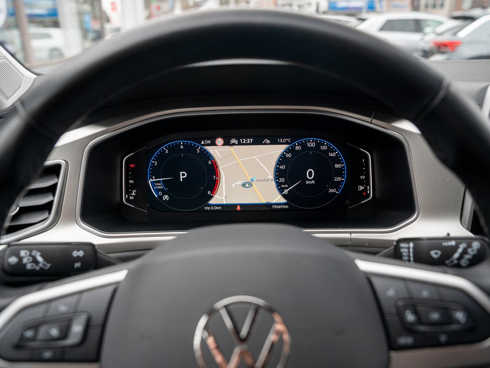 Volkswagen T-ROC MOVE T-Roc MOVE 1.5 l TSI - Samsaru's Car Outlet
