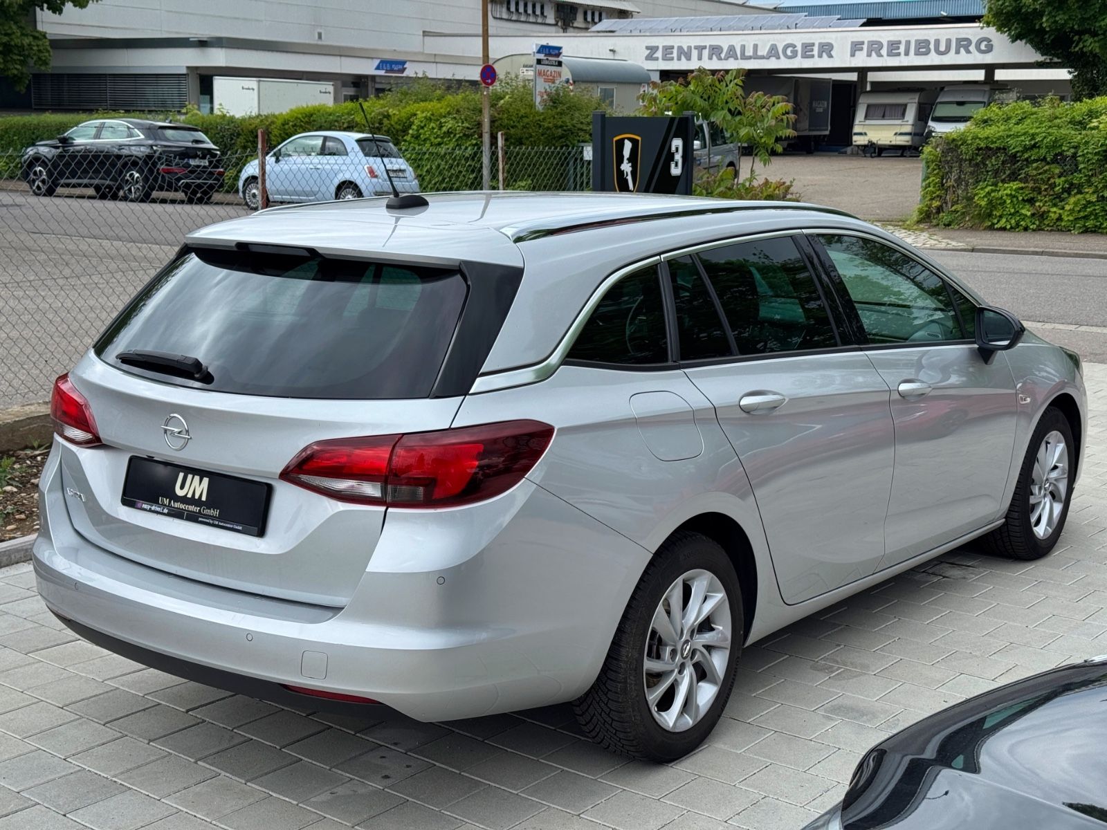 Opel Astra K Sports Tourer Elegance - Samsaru's Car Outlet