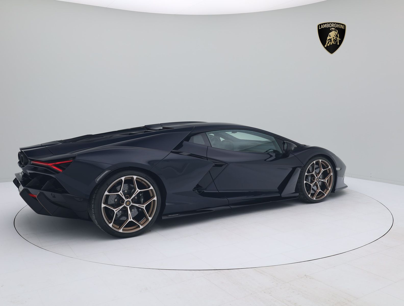 Lamborghini Revuelto I Lamborghini Hamburg