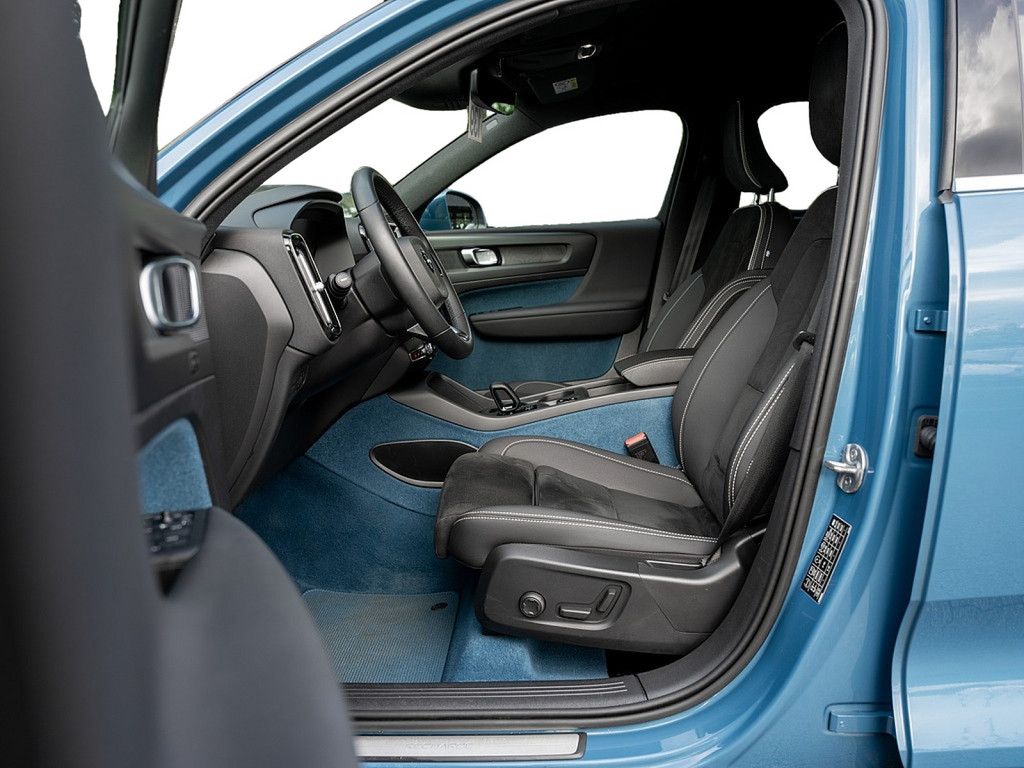 Volvo XC40 T4 Recharge Core AHK ACC